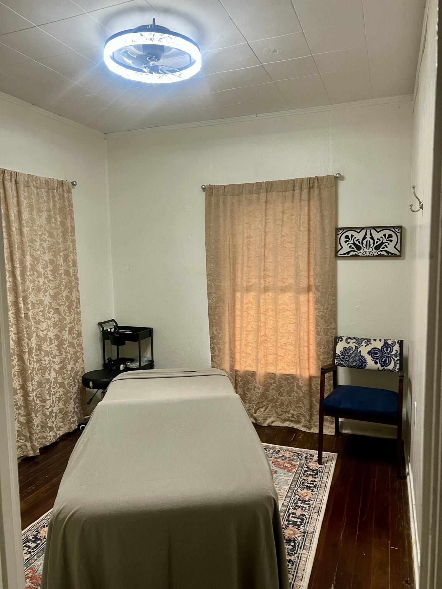 main property photo 35
