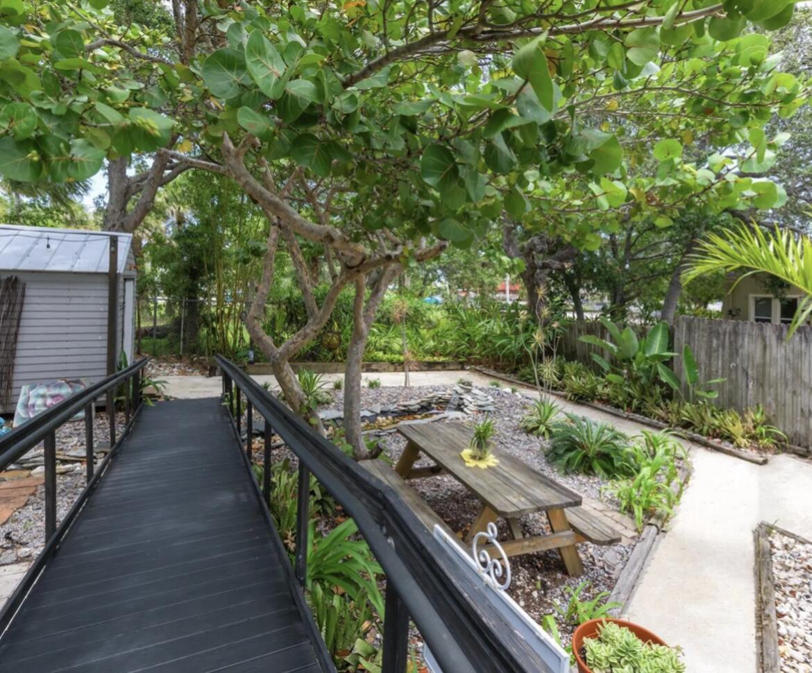 main property photo 88