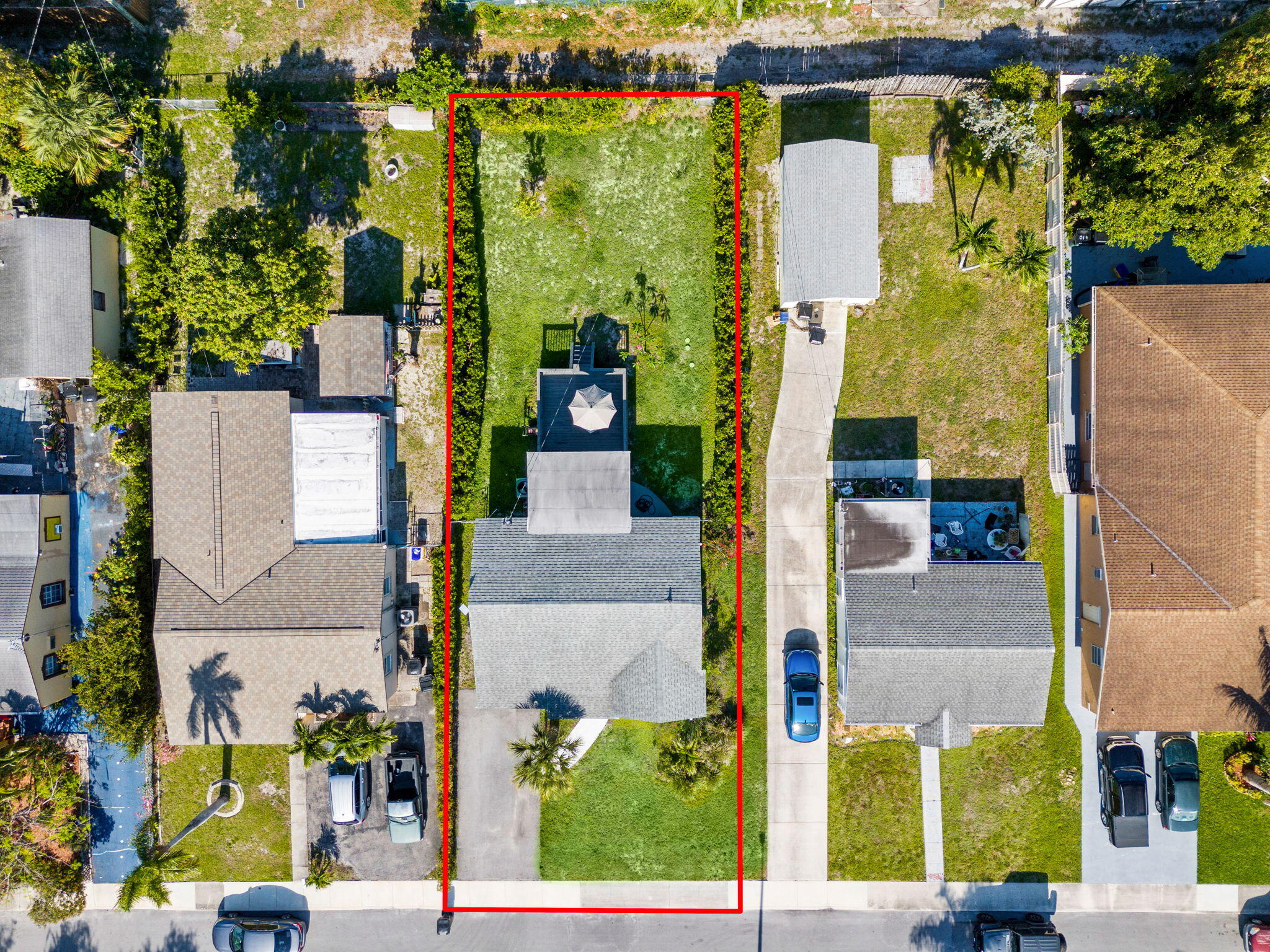 main property photo 38
