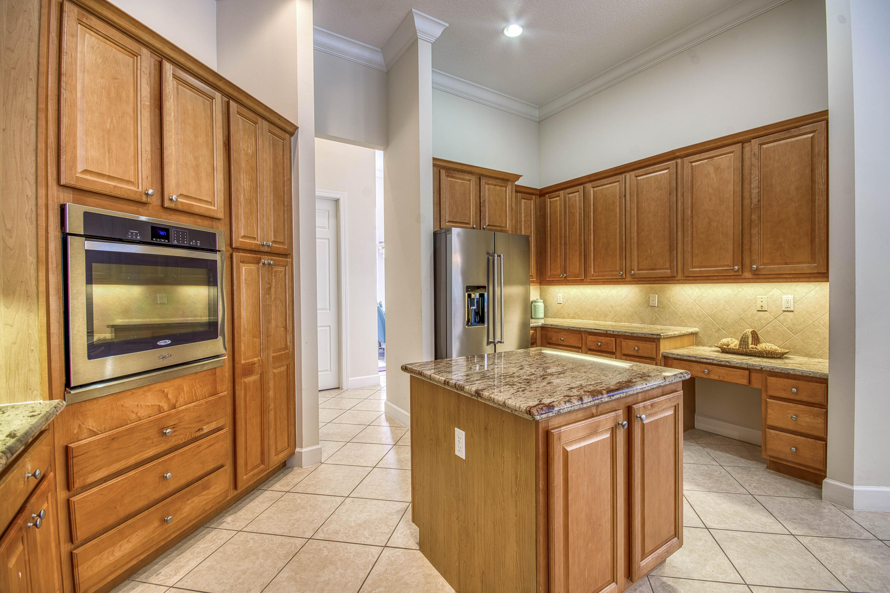 main property photo 15