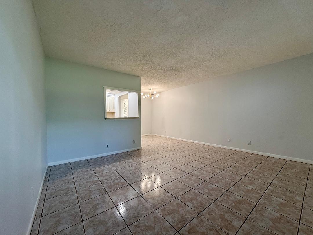property viewer photo 1