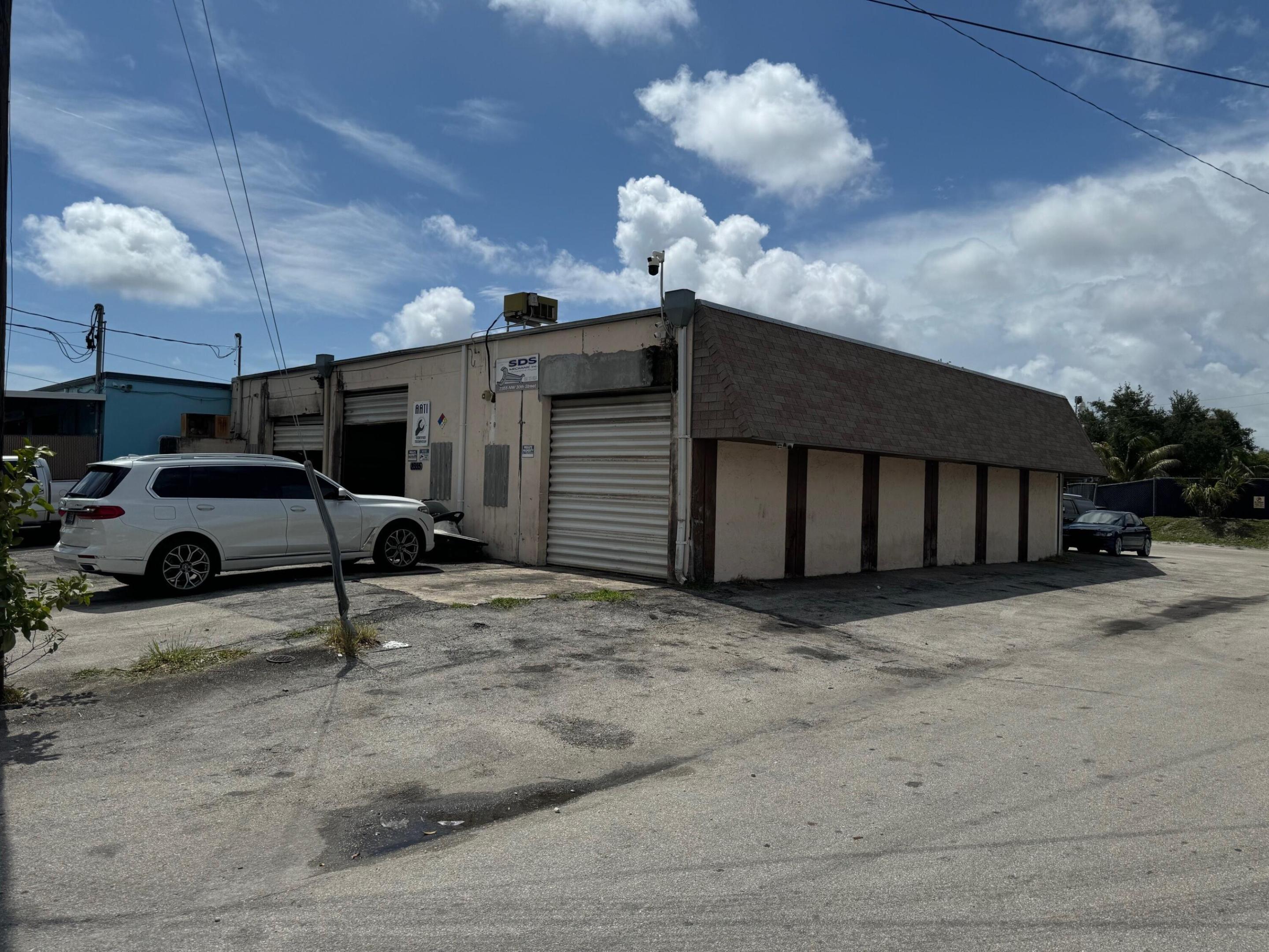 main property photo 5