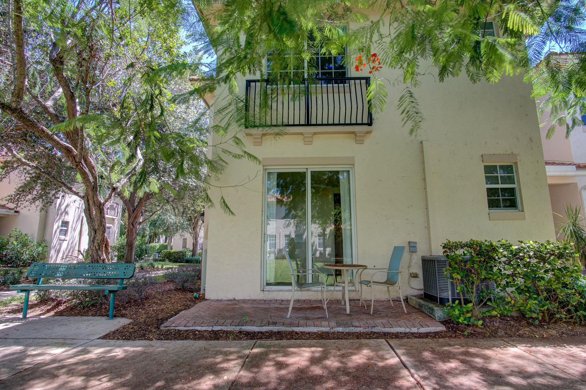 main property photo 23