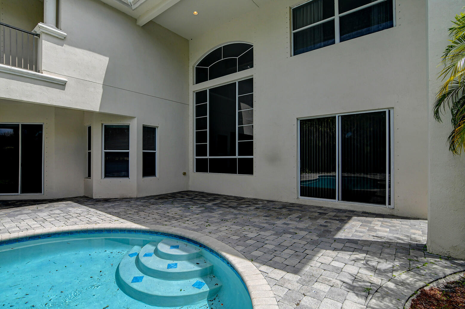main property photo 74