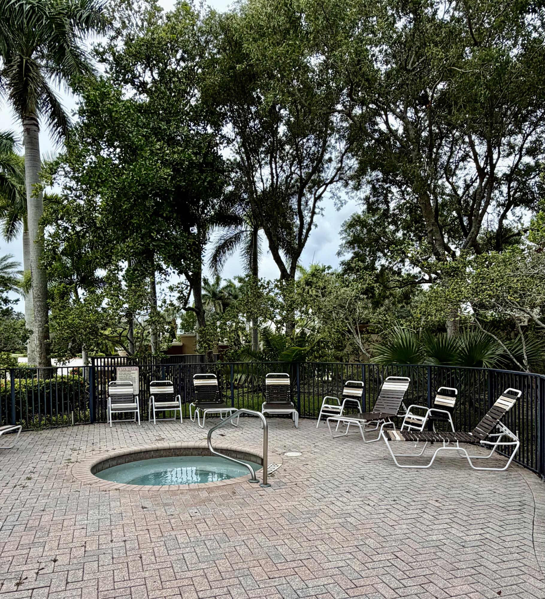 main property photo 19