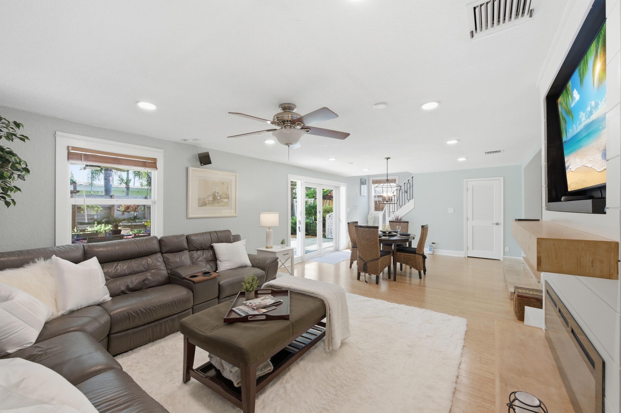 property viewer photo 1