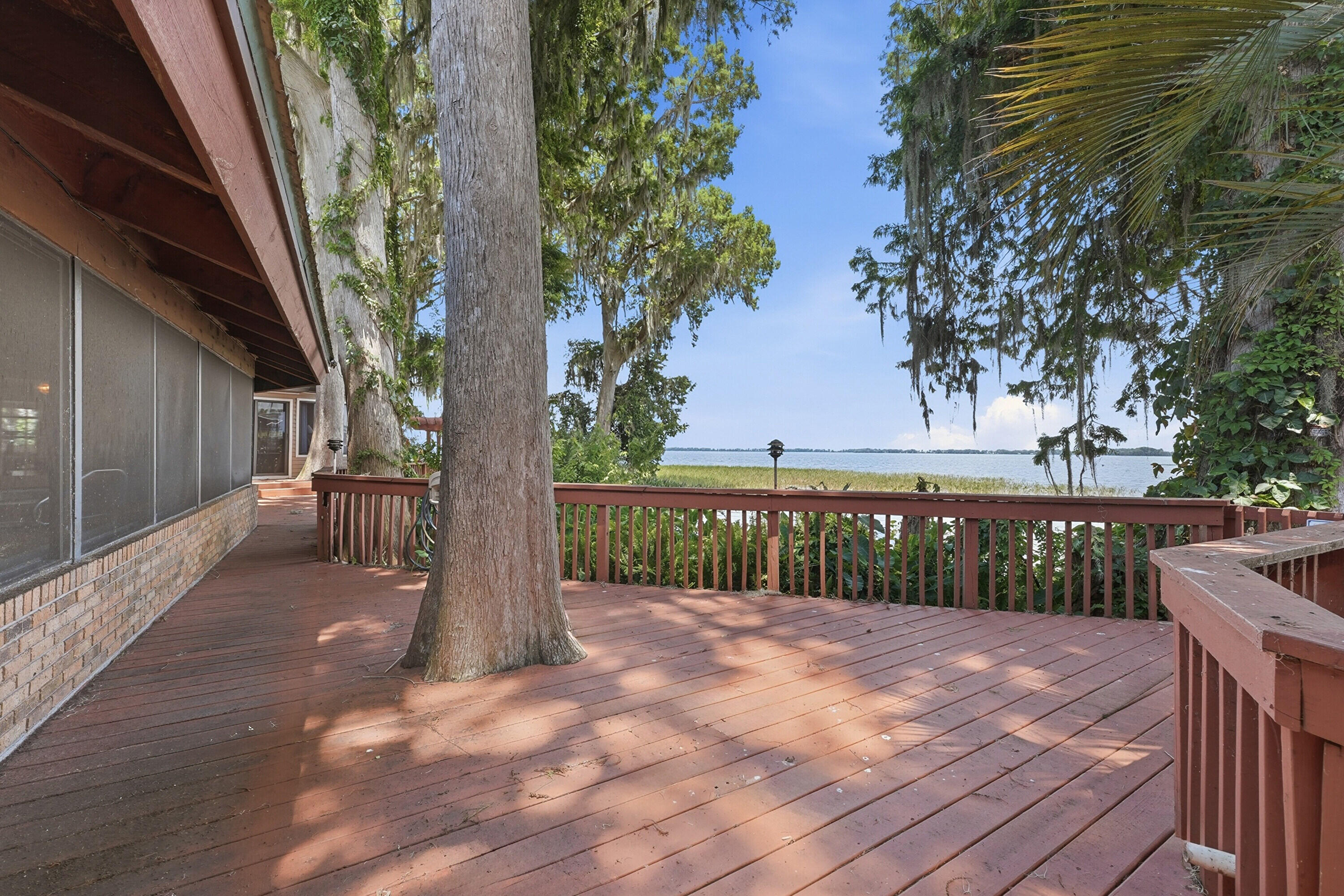 main property photo 43