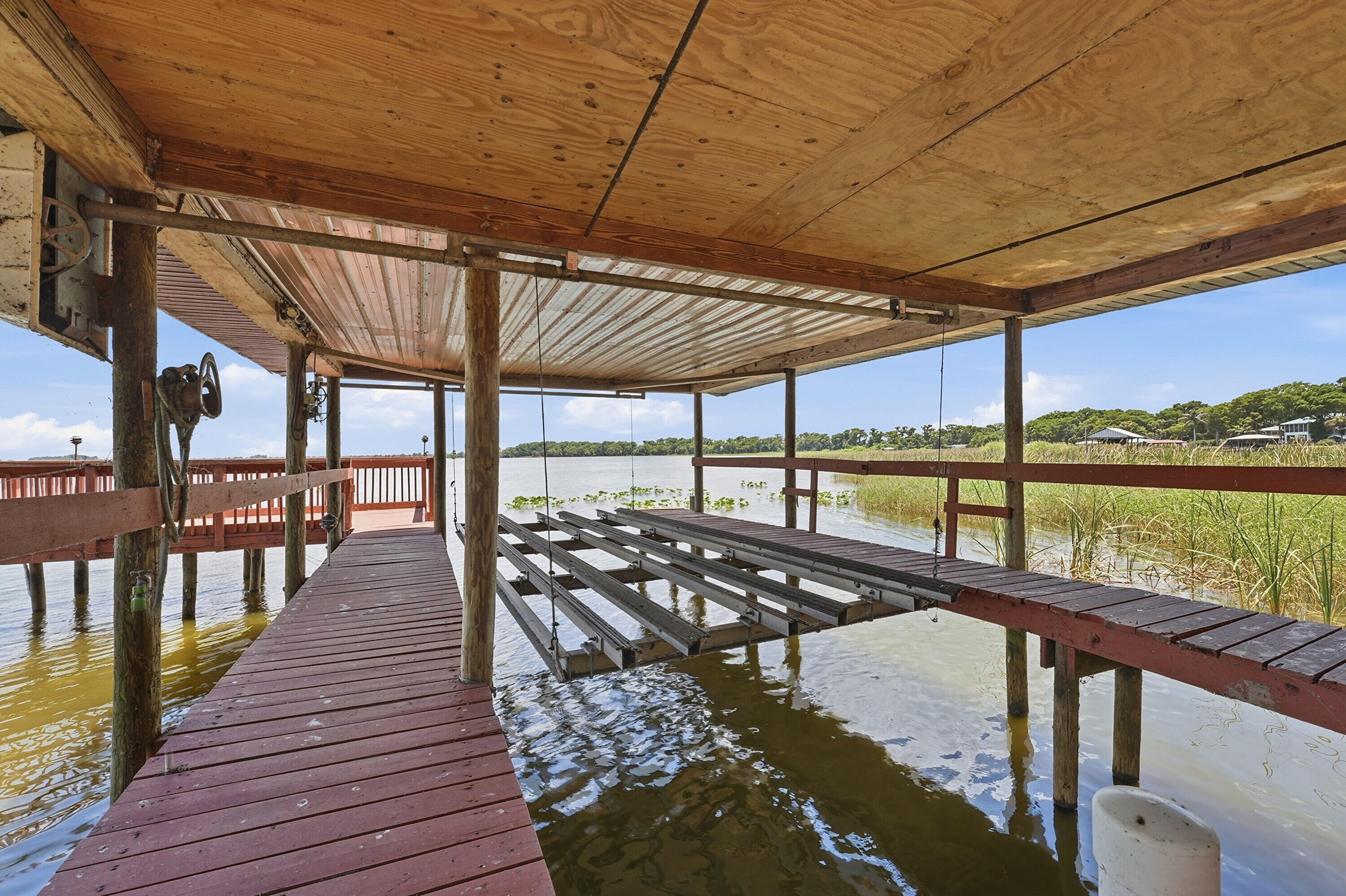 main property photo 45