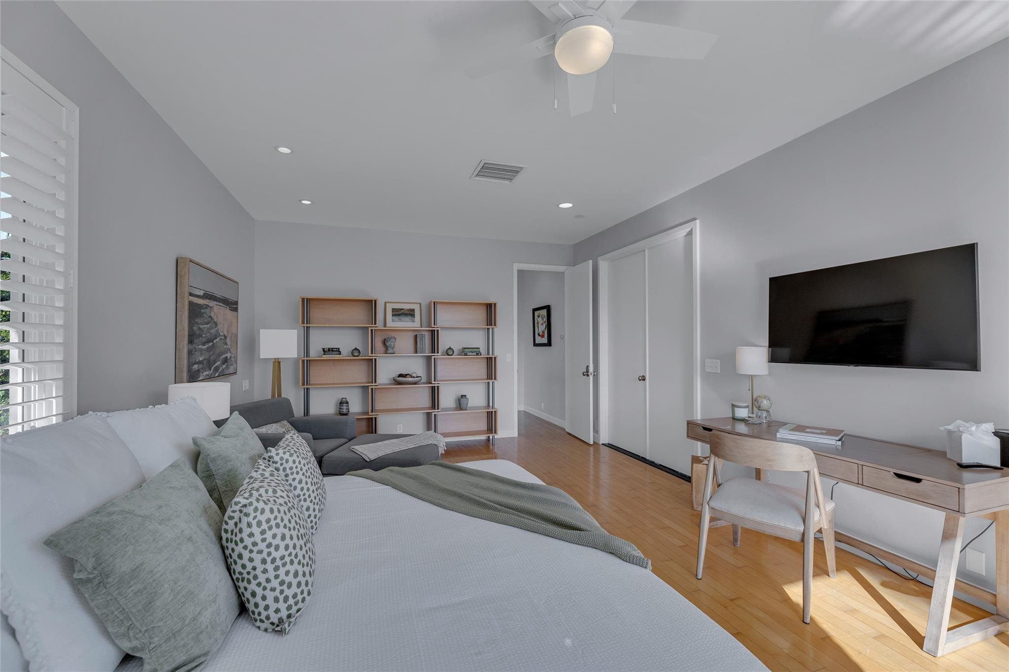 main property photo 64