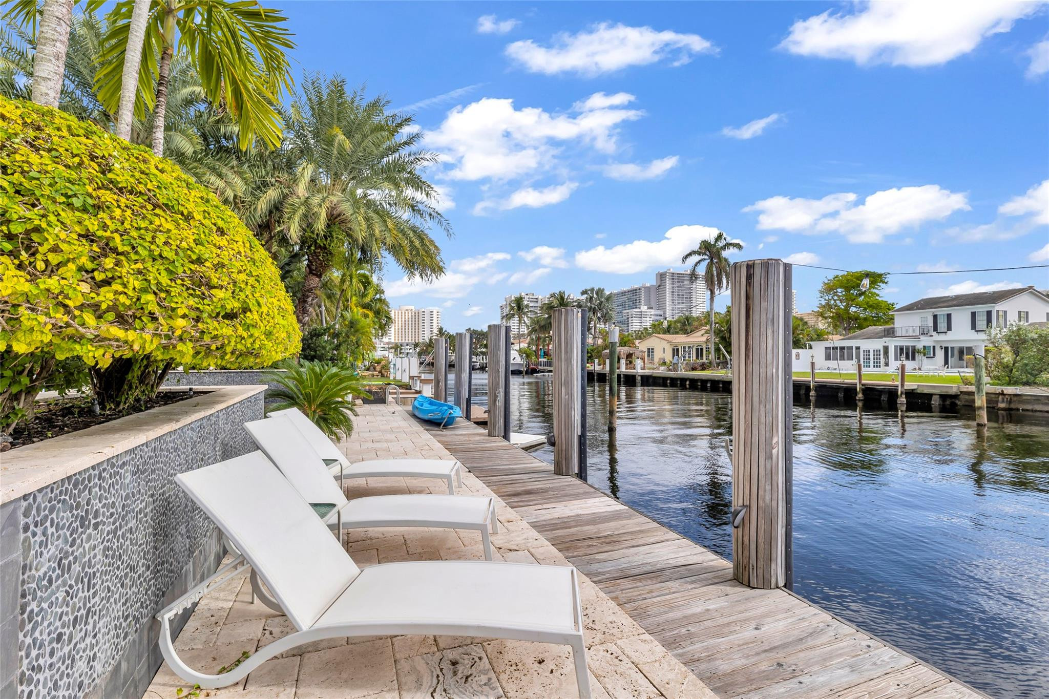 main property photo 80