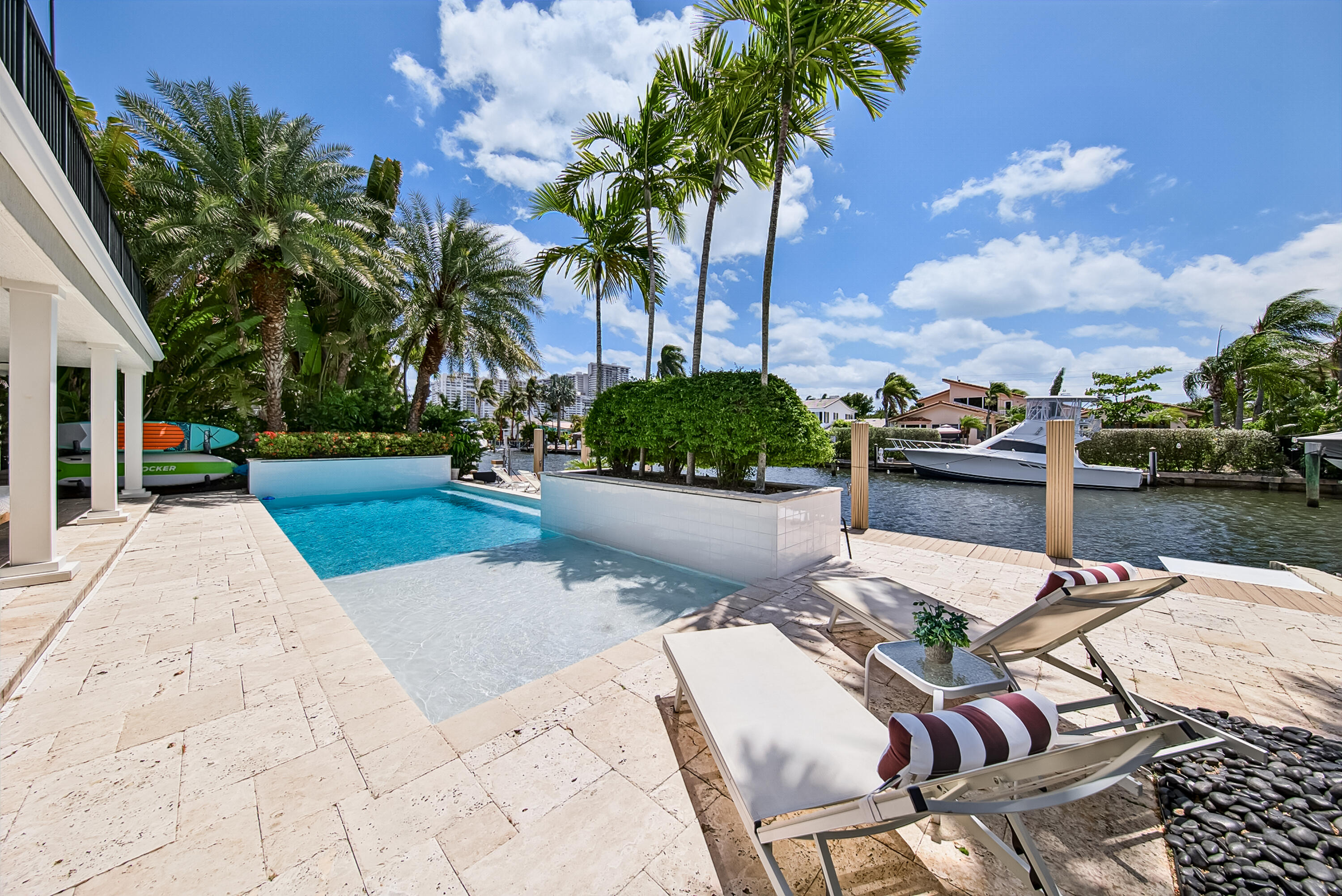 main property photo 89