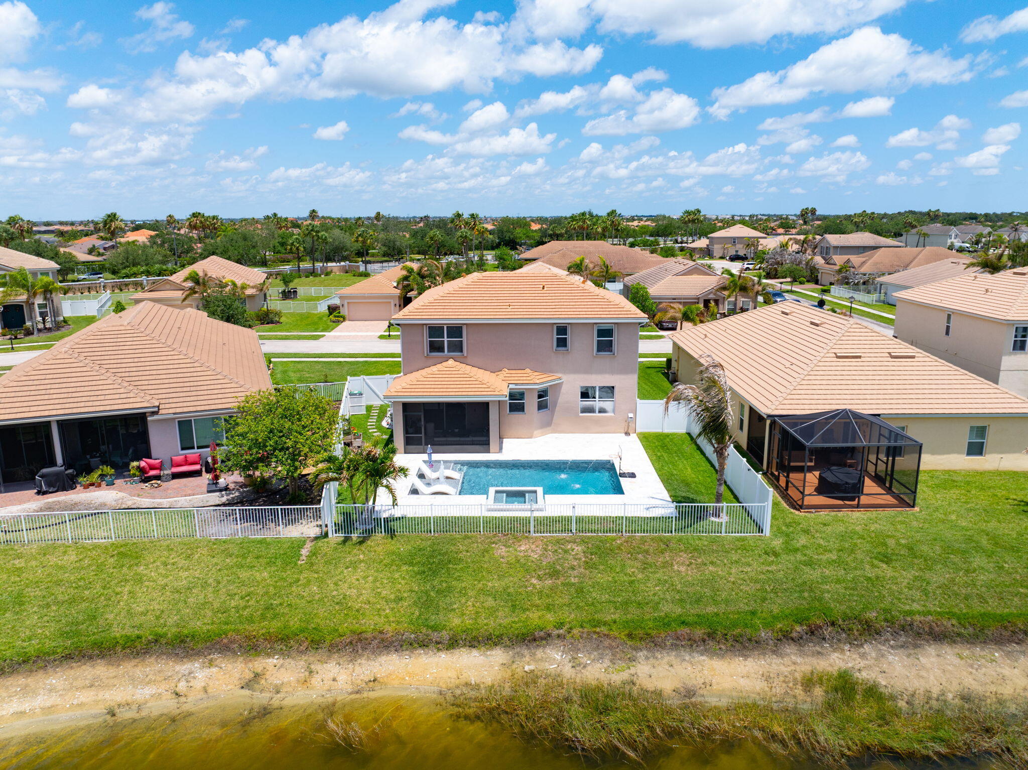 main property photo 54