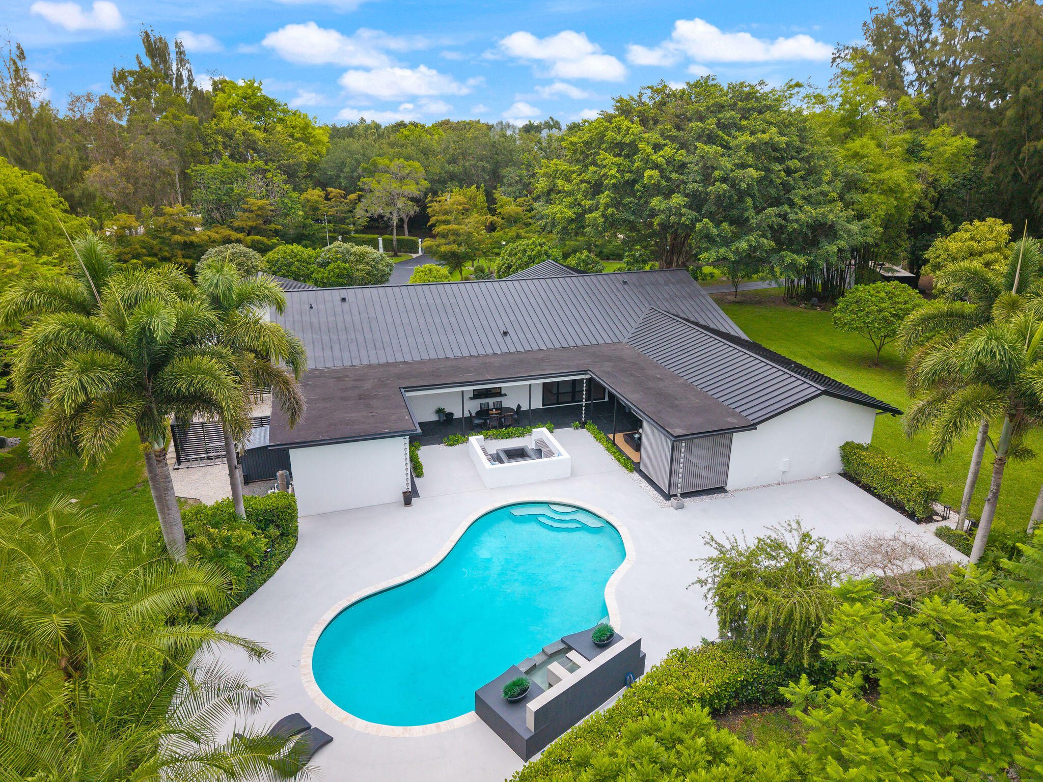 main property photo 90