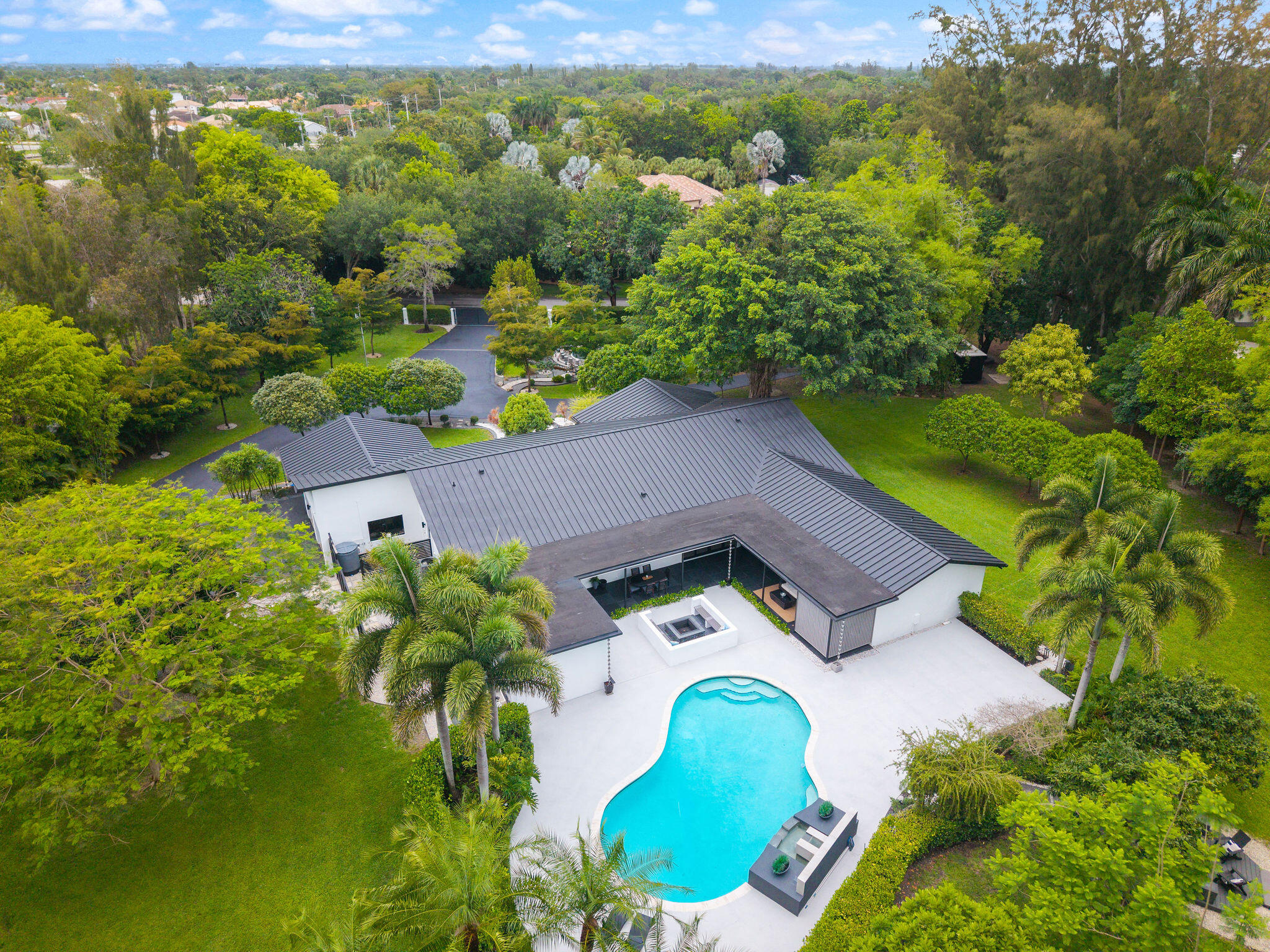main property photo 92