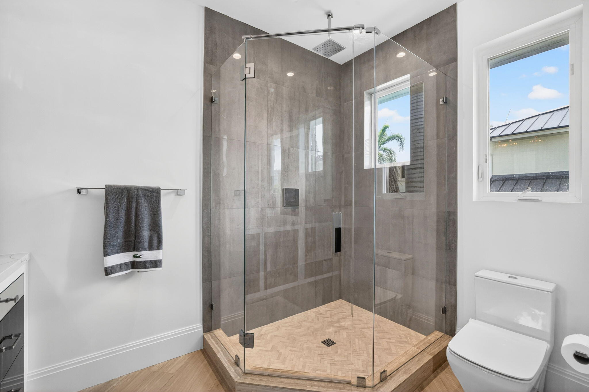 main property photo 58