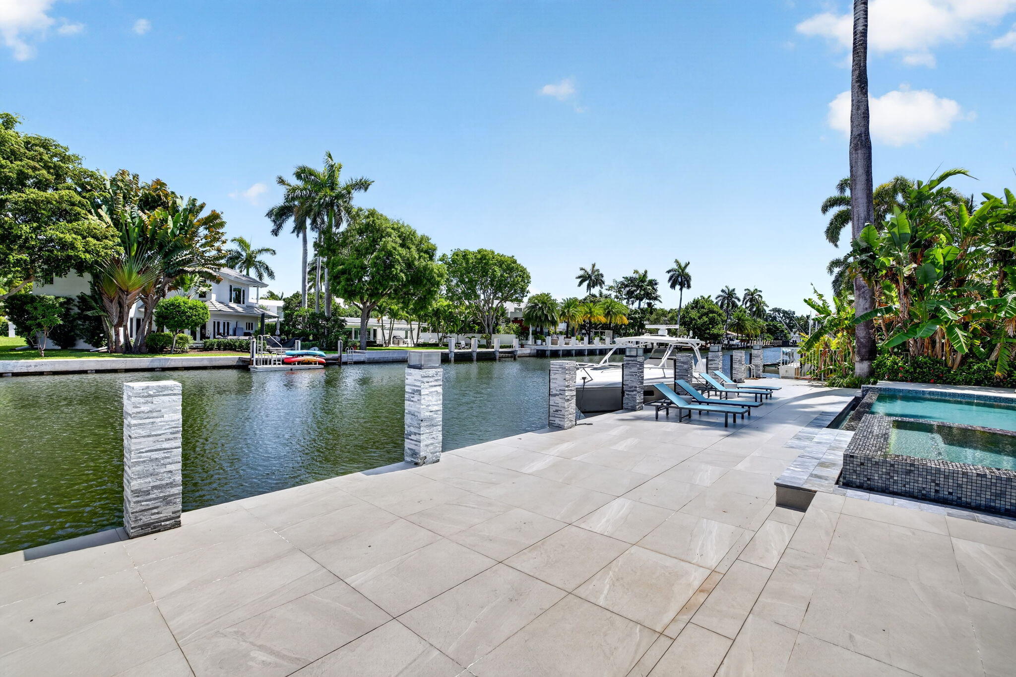 main property photo 84