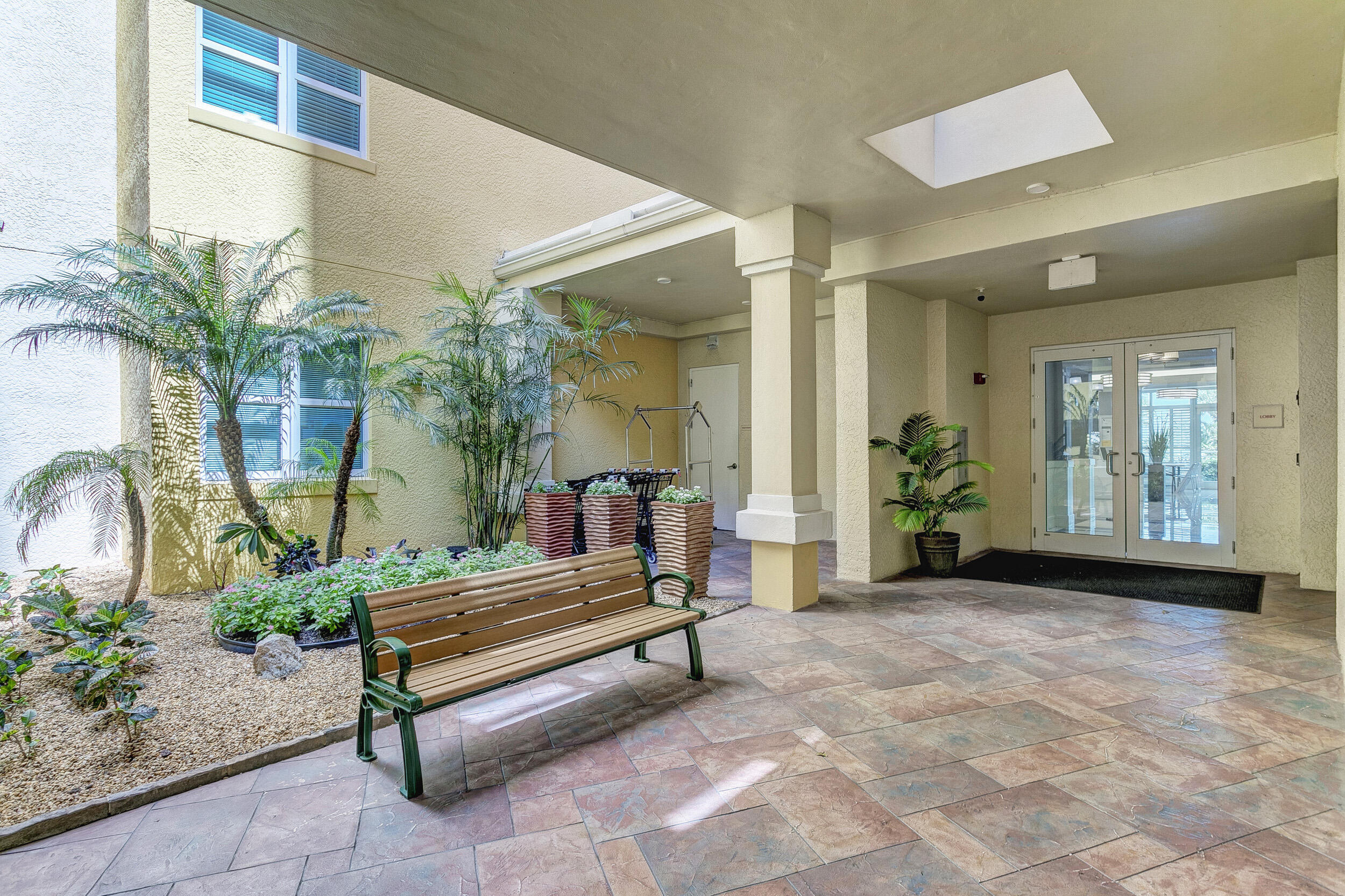 main property photo 77