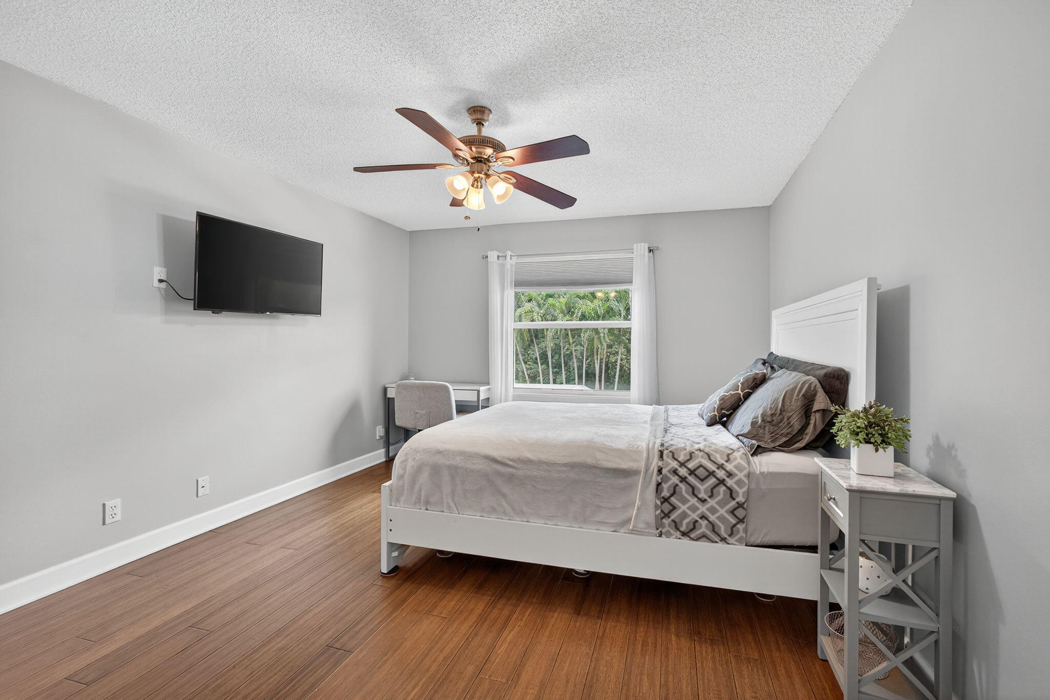 main property photo 63