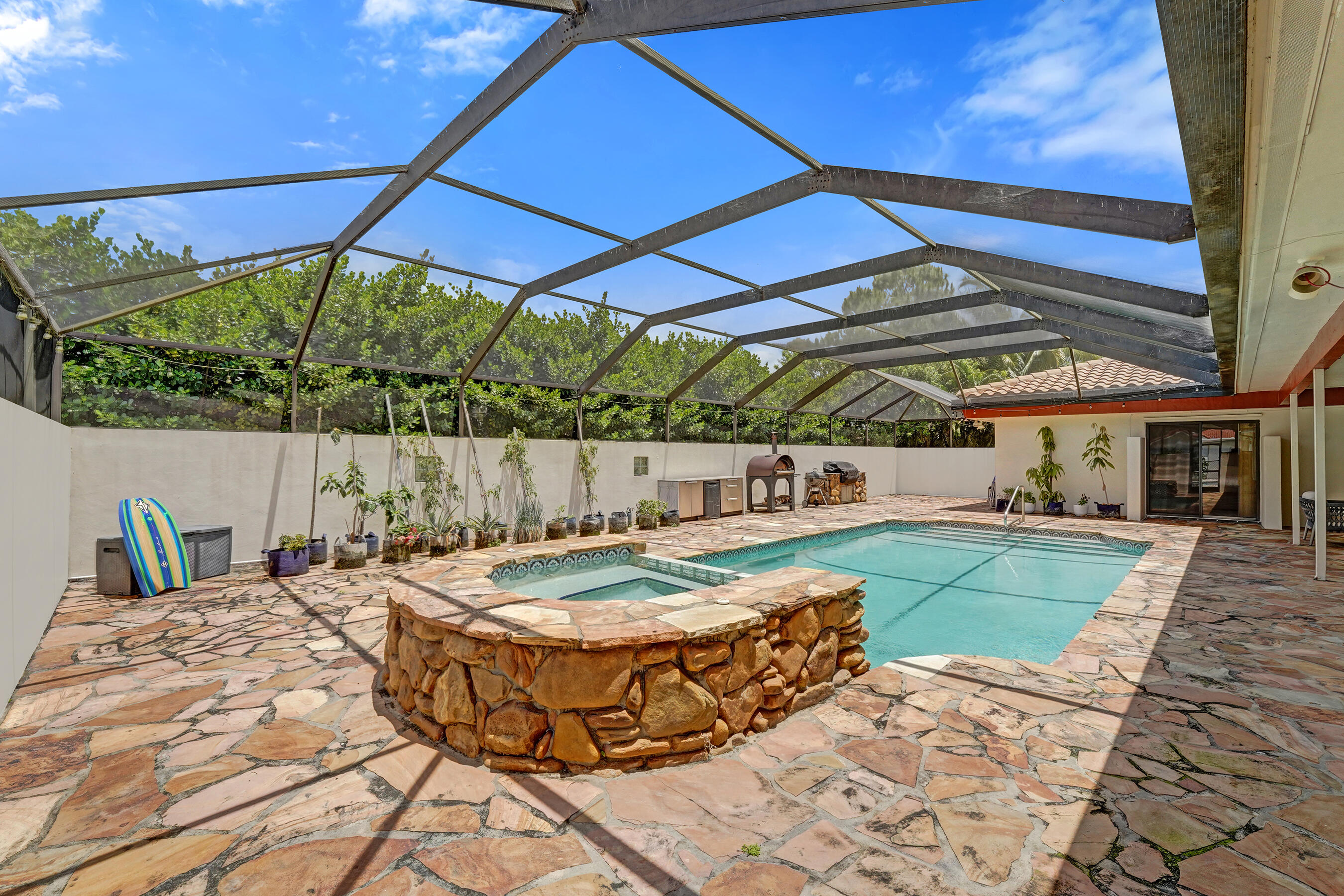 main property photo 66