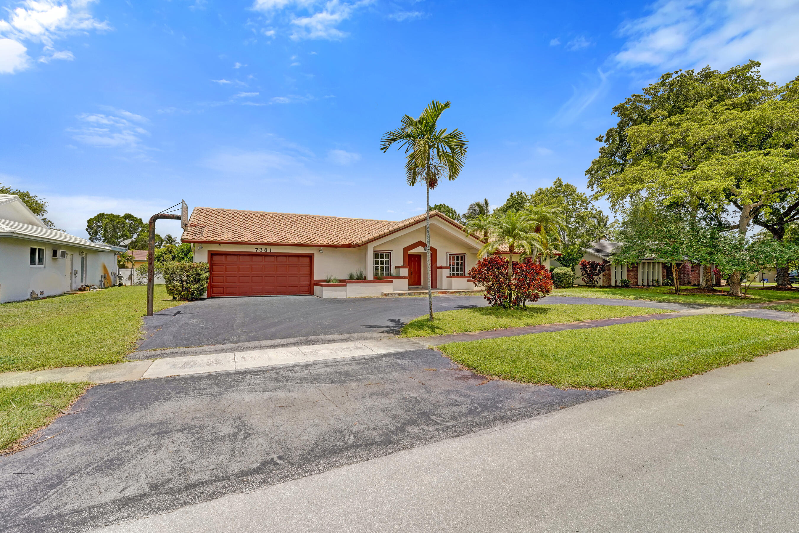 main property photo 75