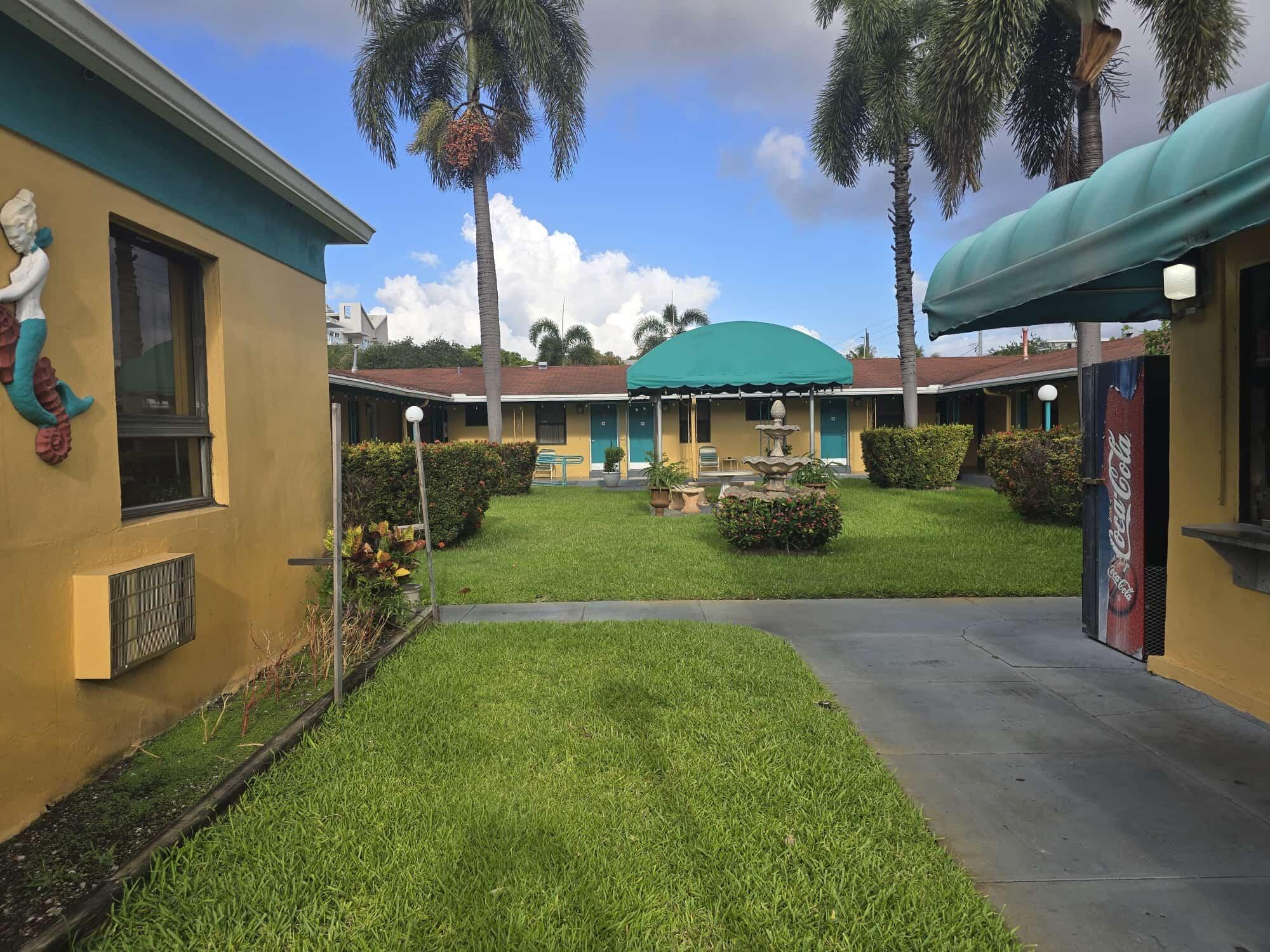 main property photo 8