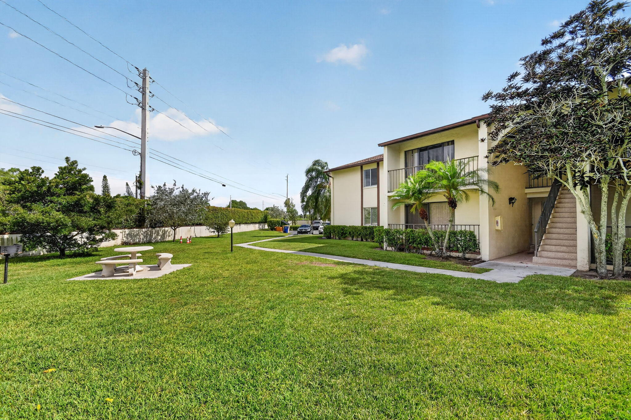 main property photo 58