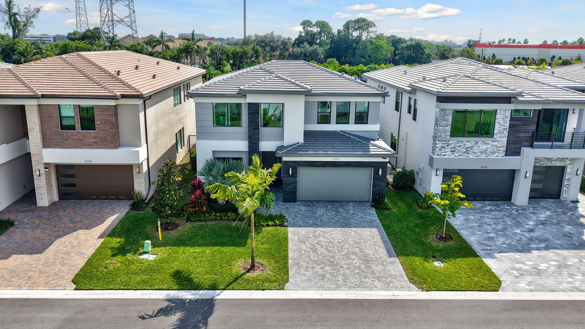 main property photo 58