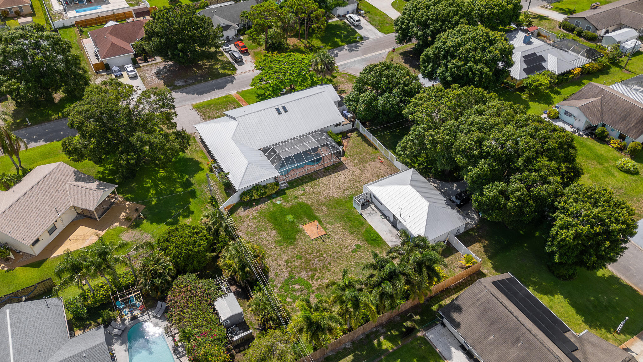 main property photo 68
