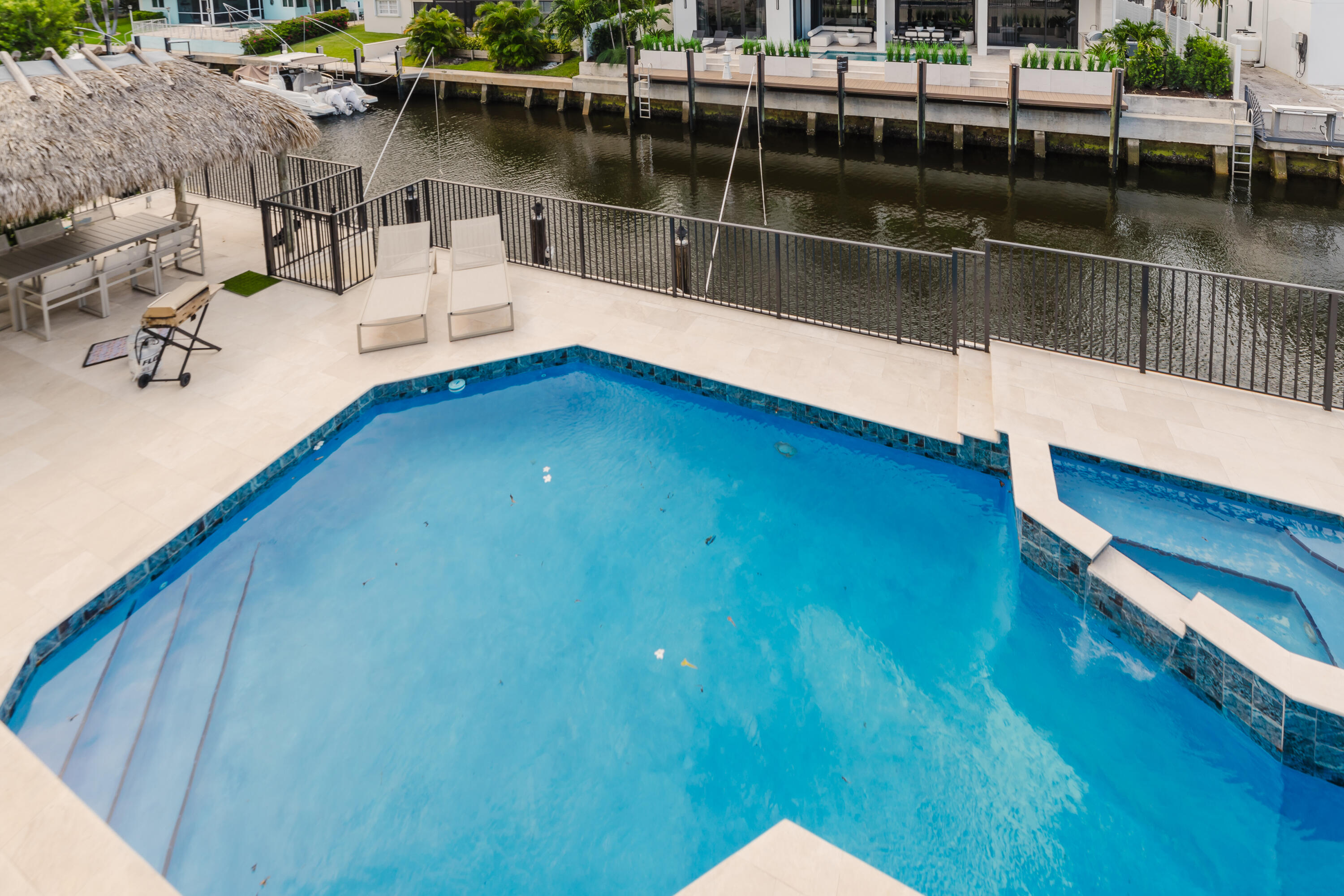 main property photo 81
