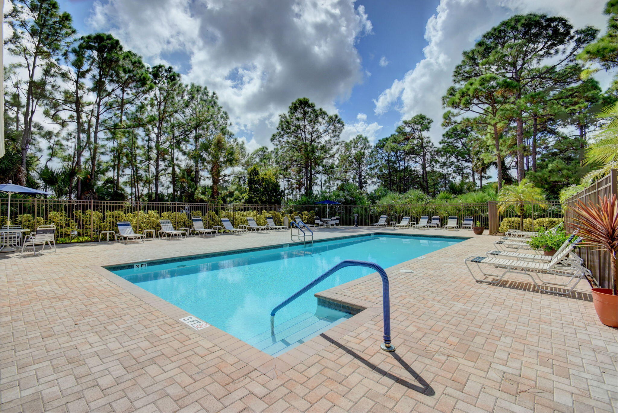 main property photo 76
