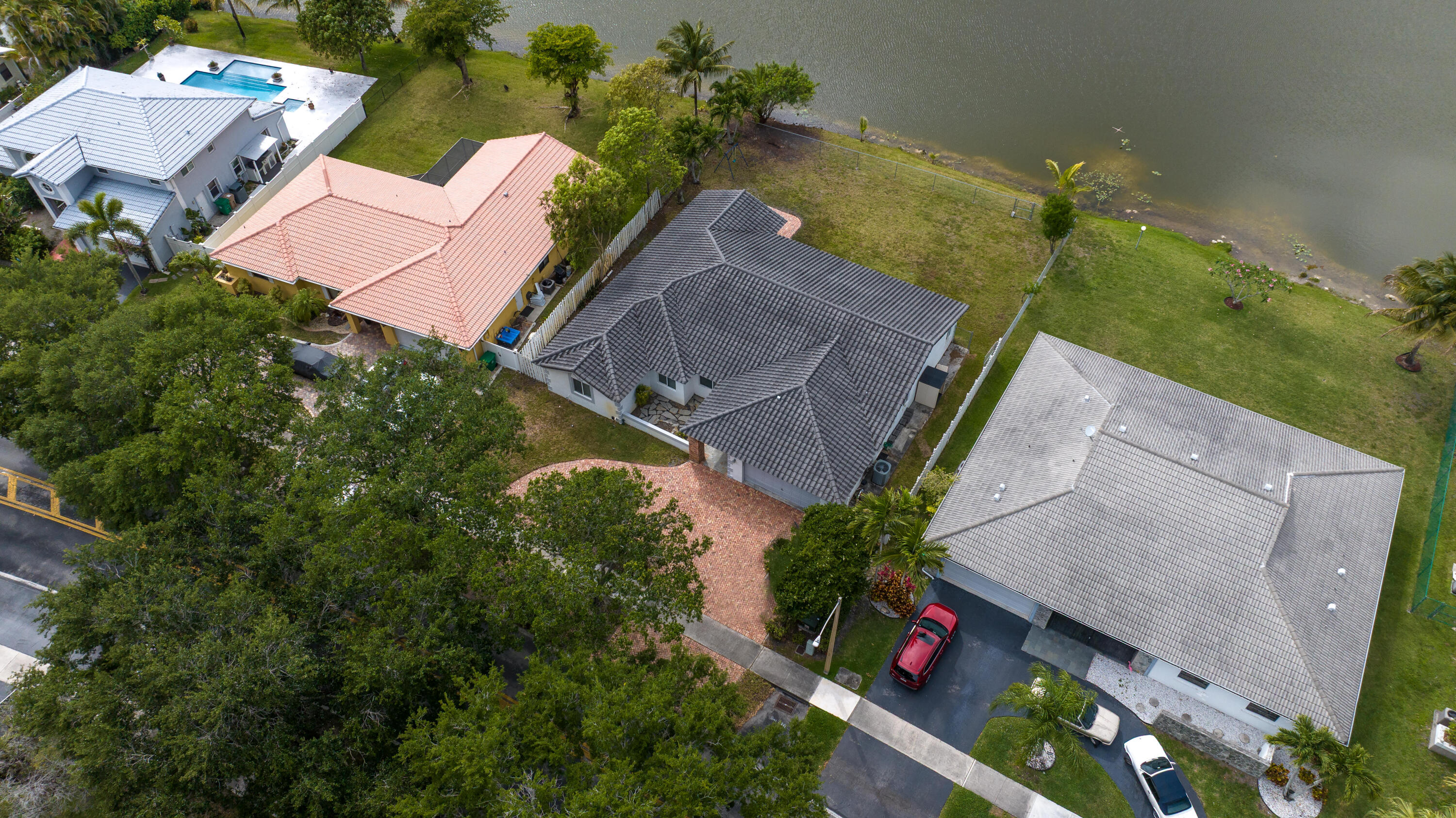 main property photo 58
