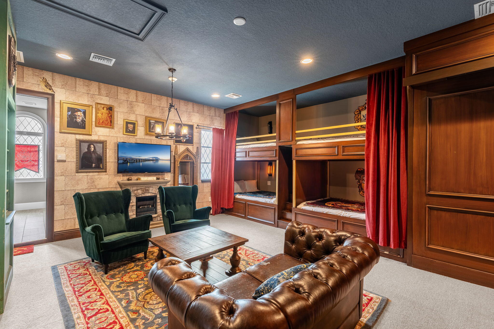 main property photo 51