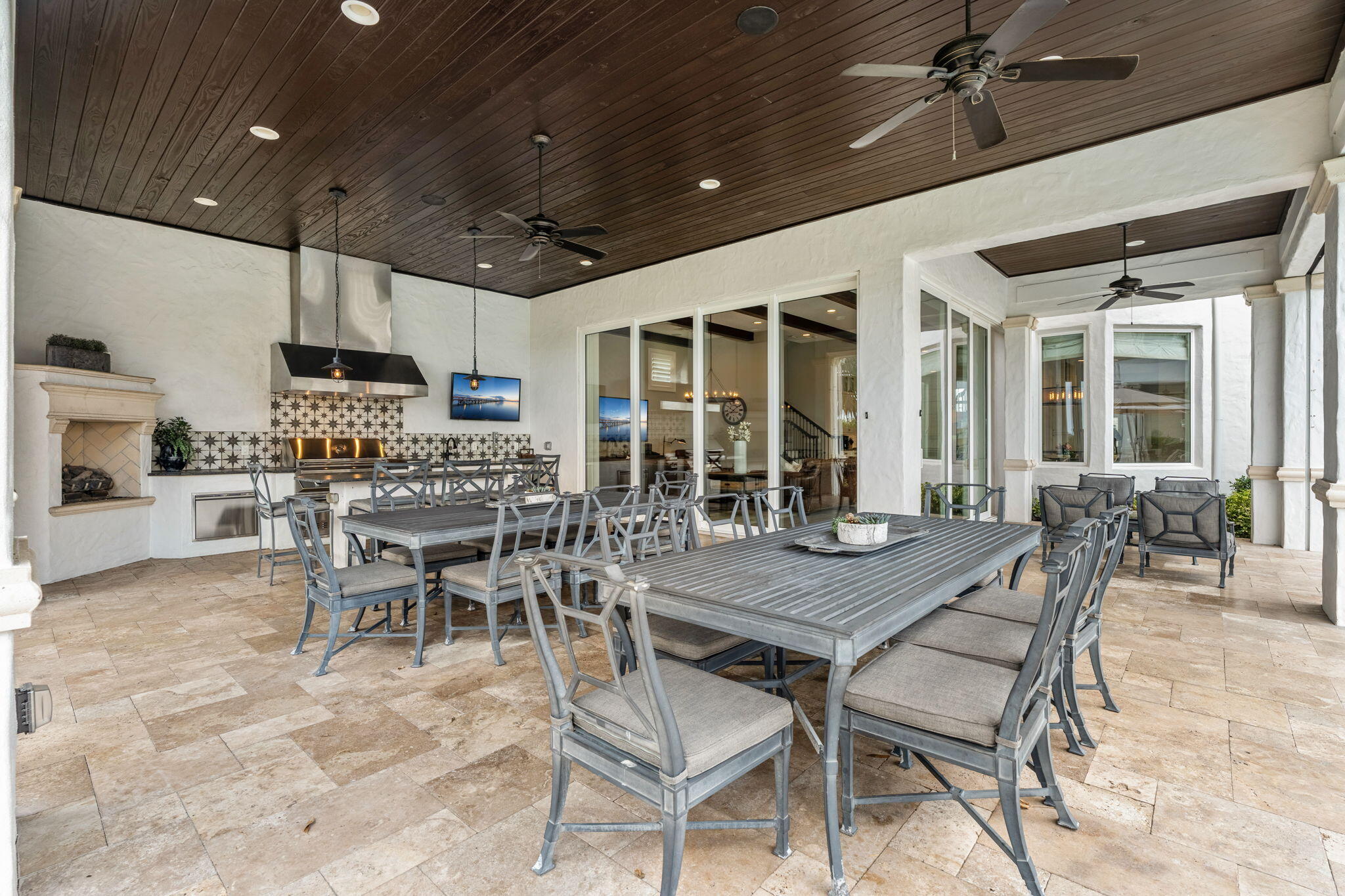 main property photo 79
