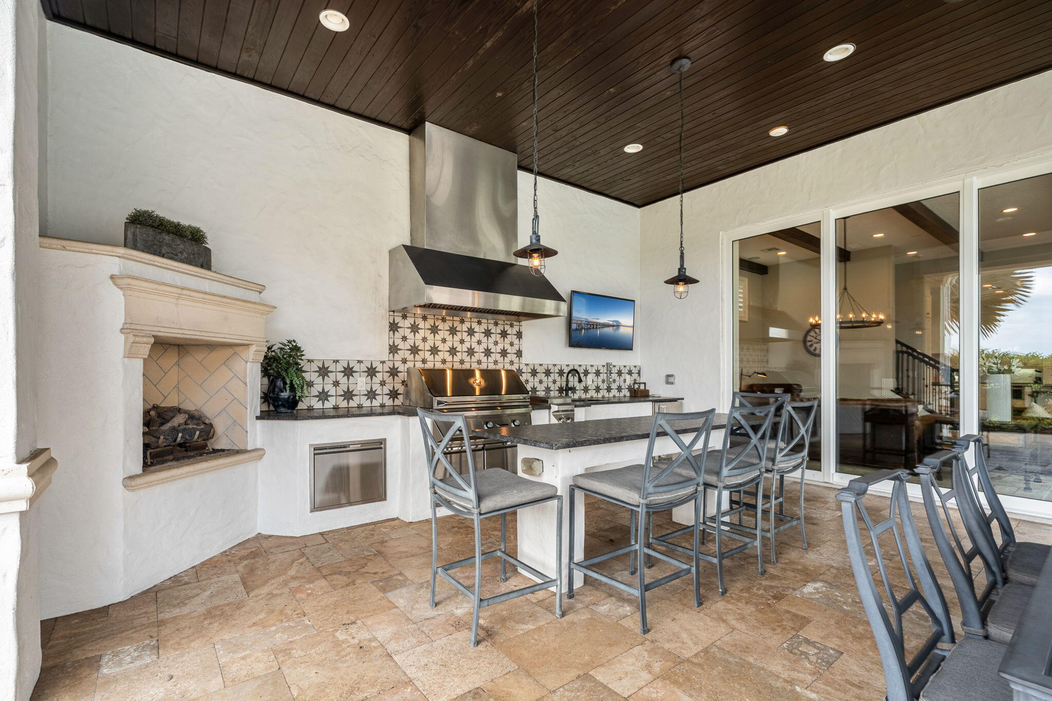 main property photo 80