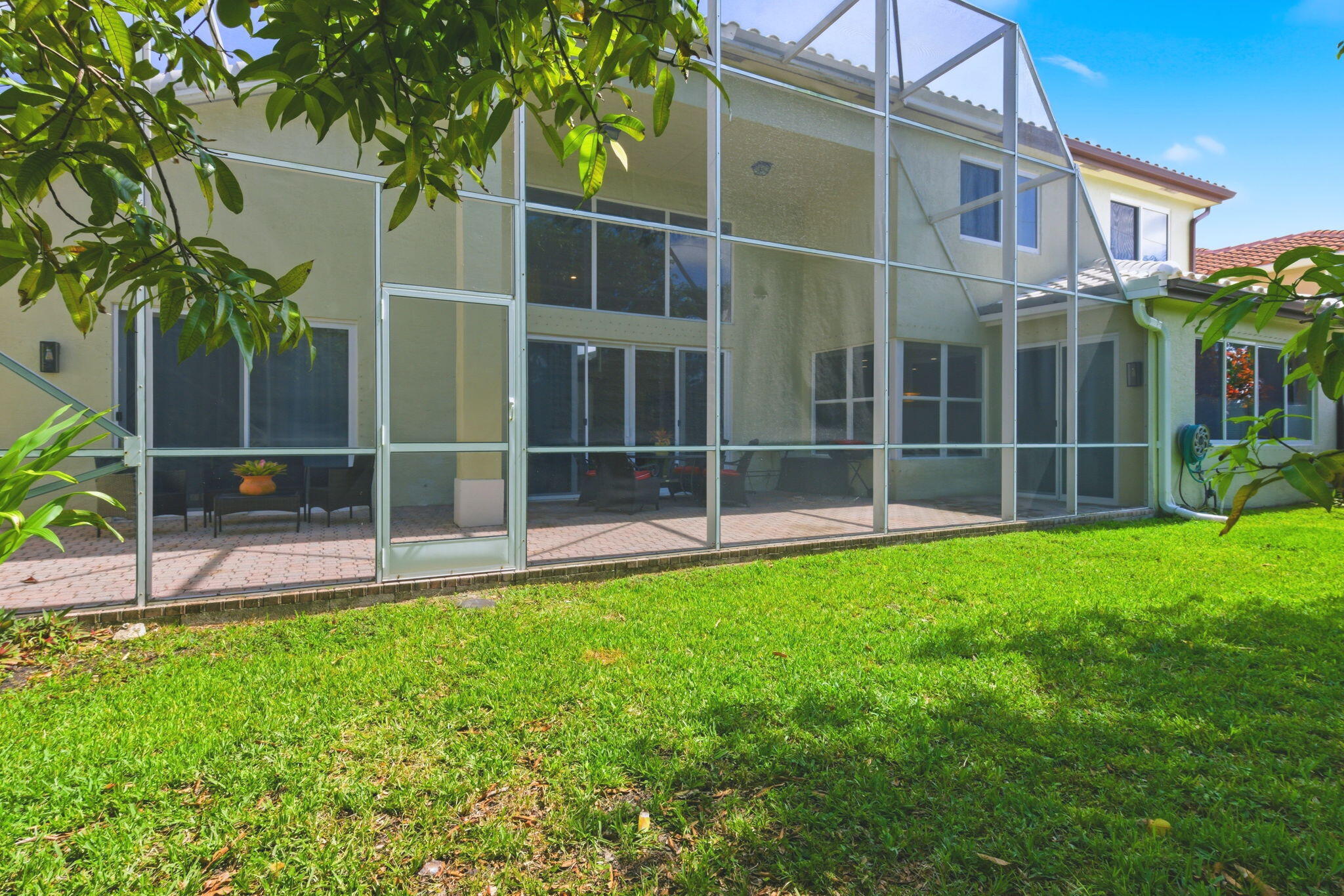 main property photo 49