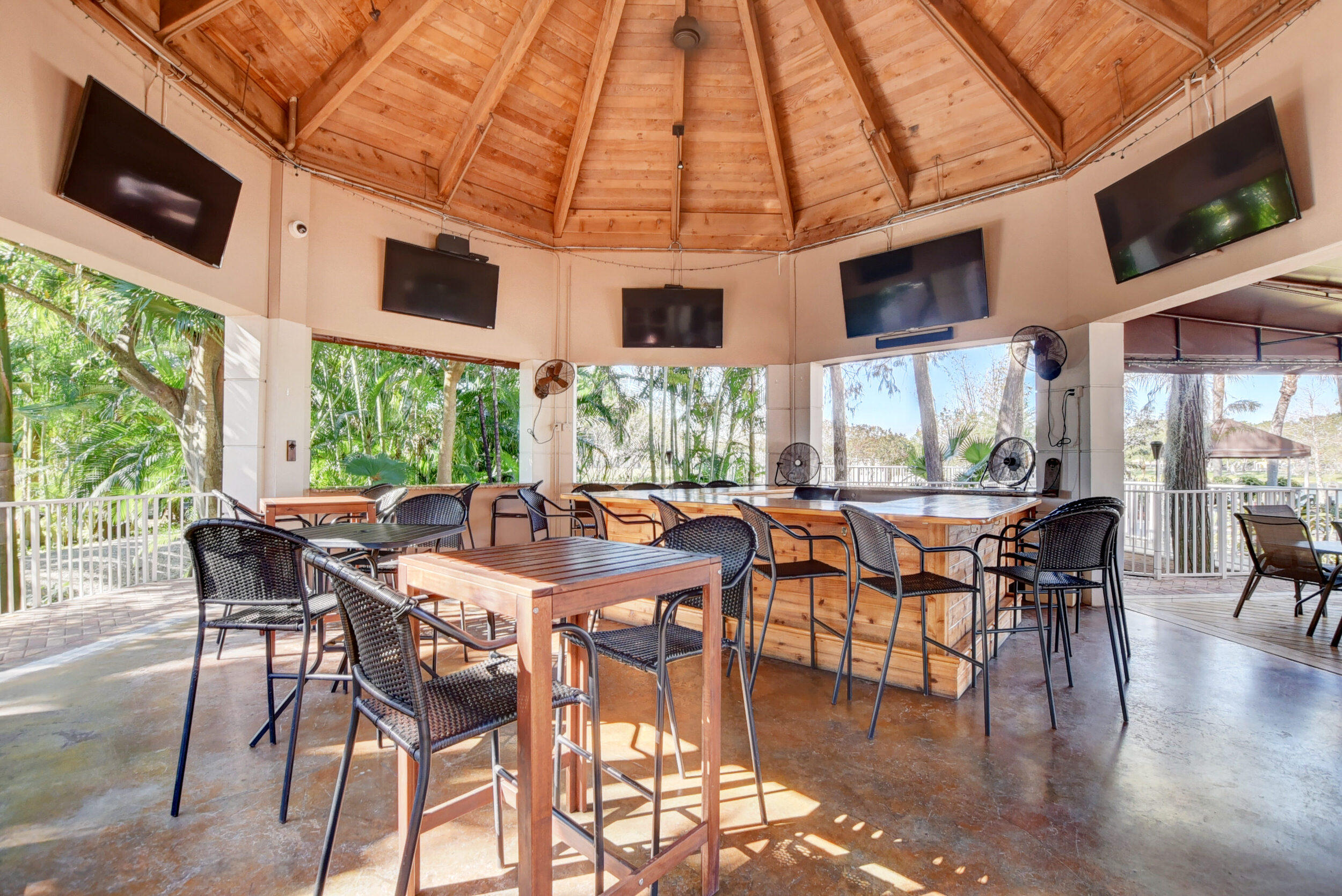 main property photo 59