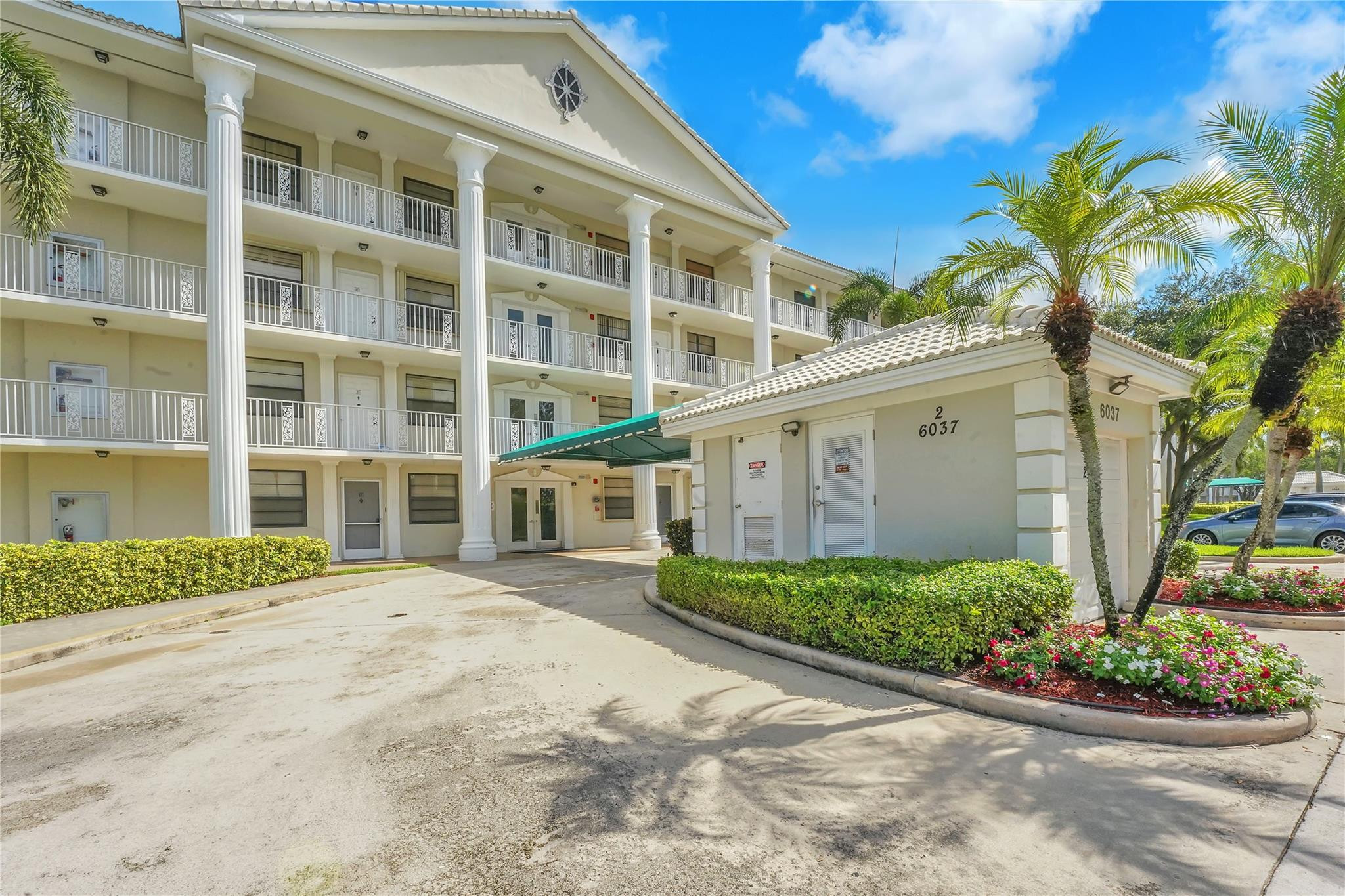 main property photo 12