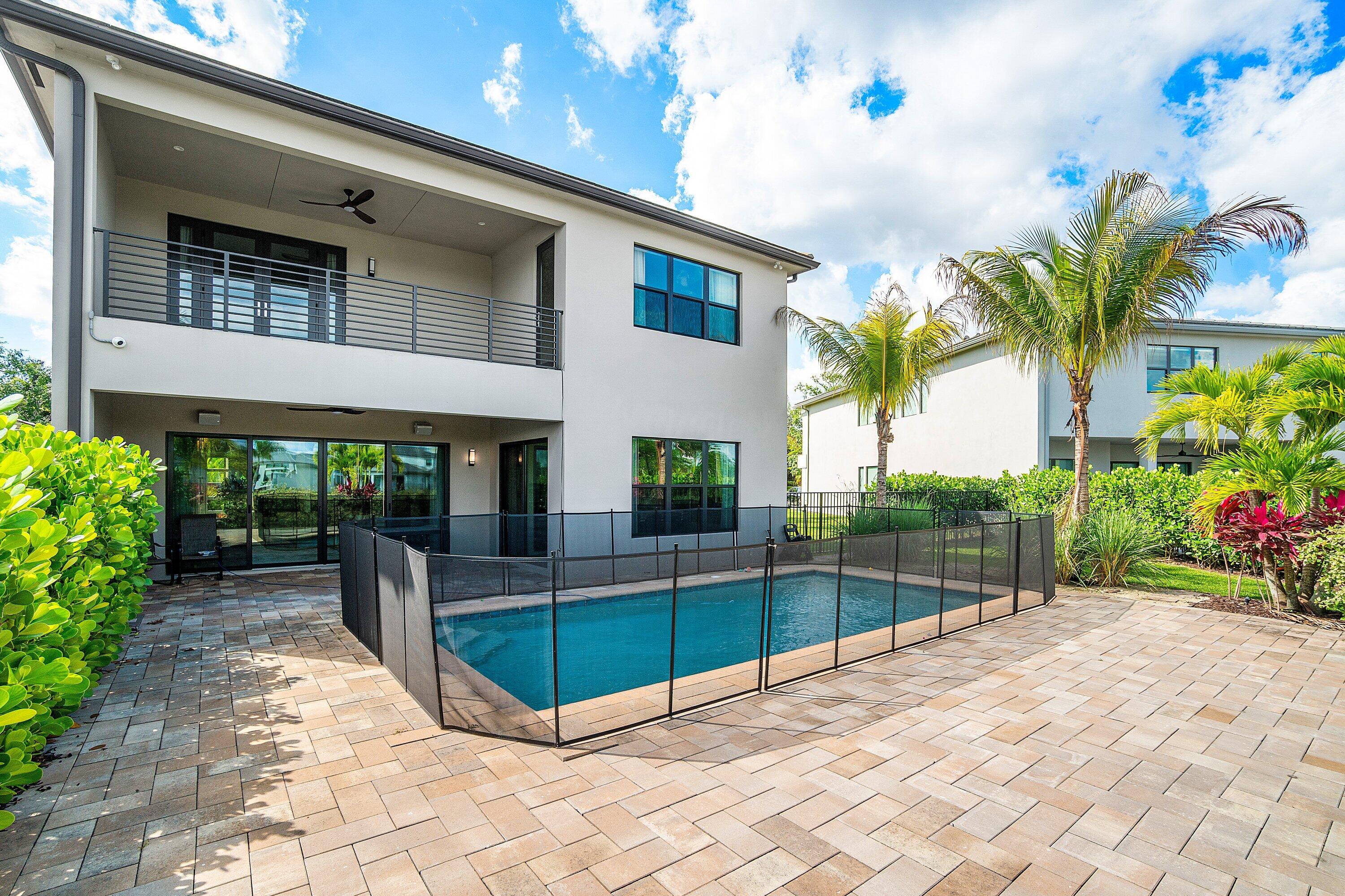 main property photo 50