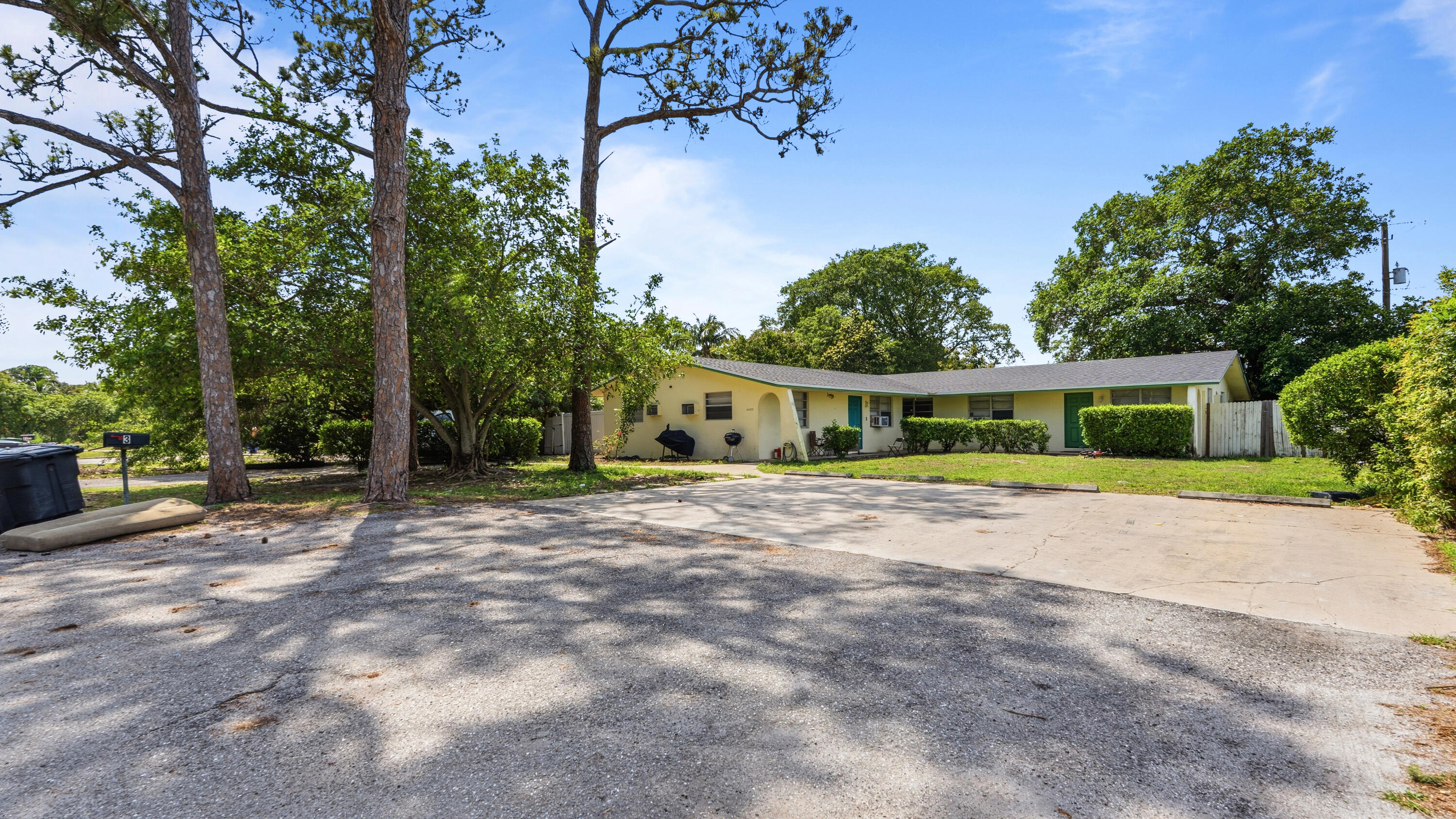main property photo 20