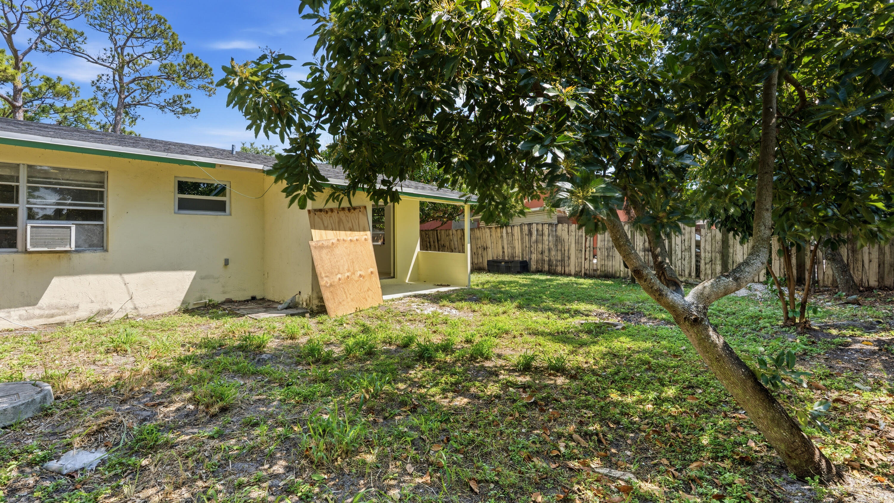 main property photo 67