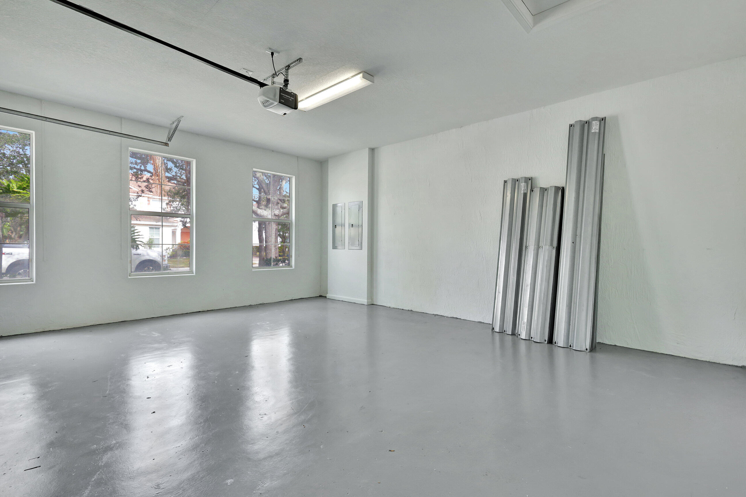 main property photo 68