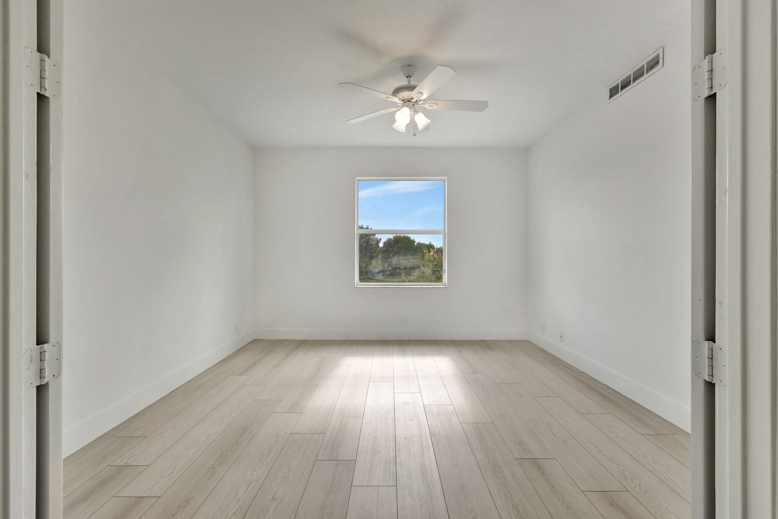 main property photo 73