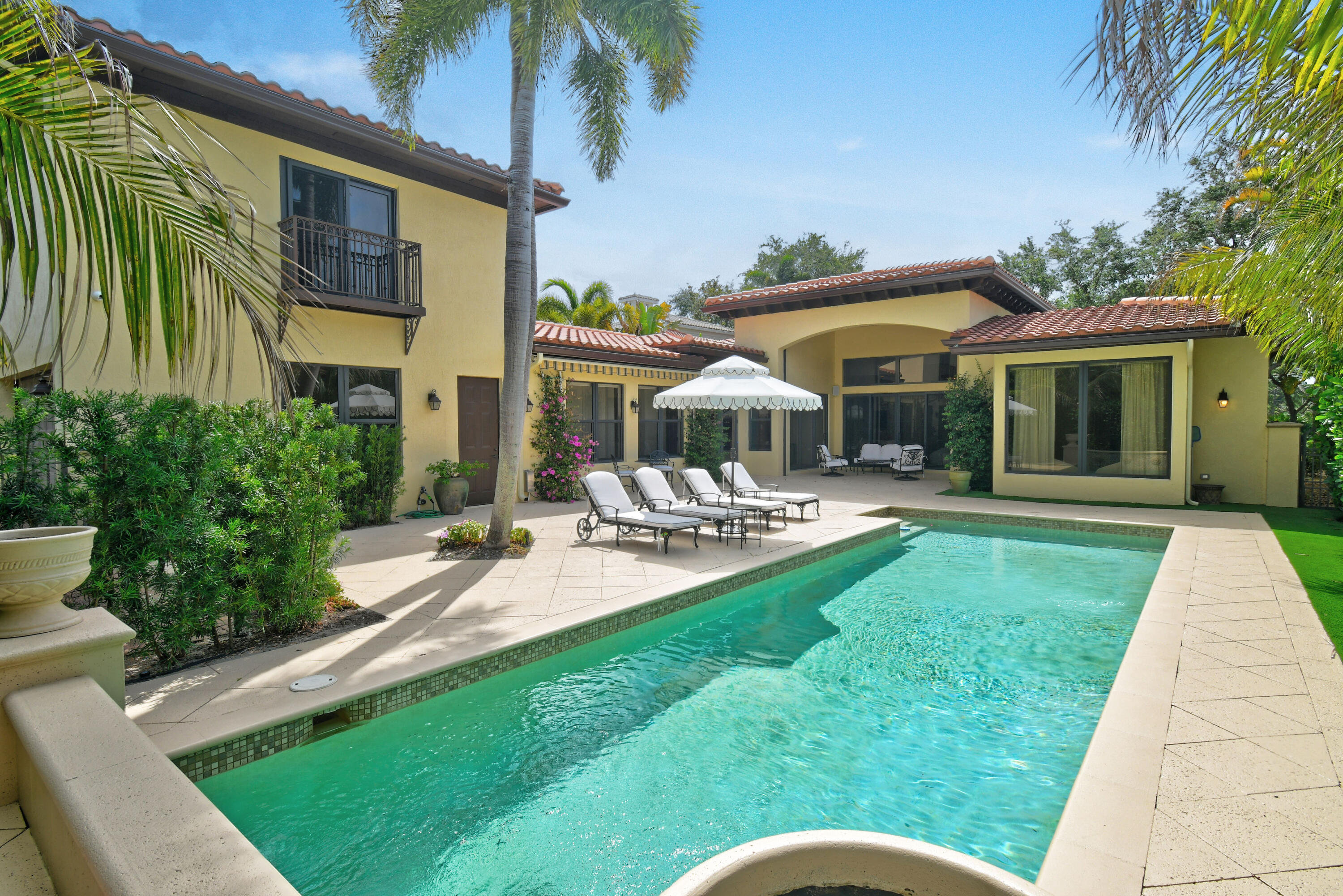 main property photo 50