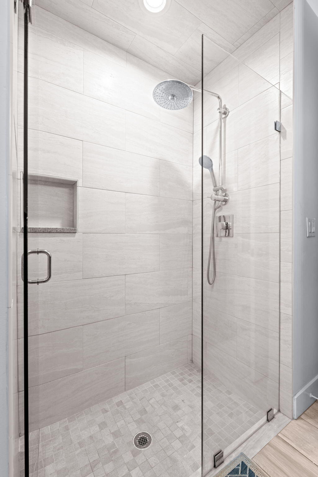 main property photo 68