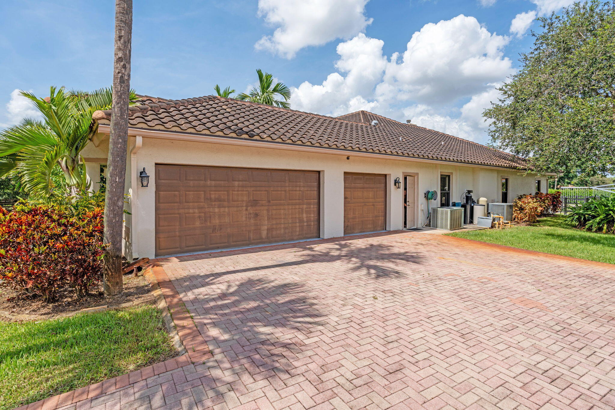 main property photo 87