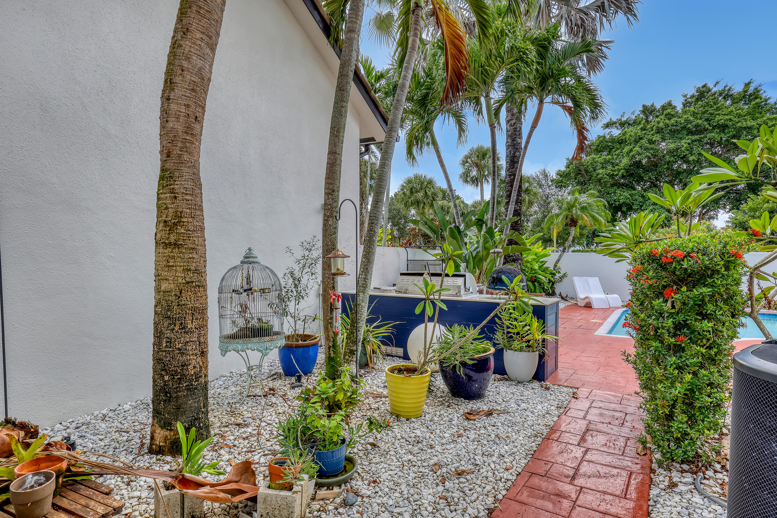main property photo 58