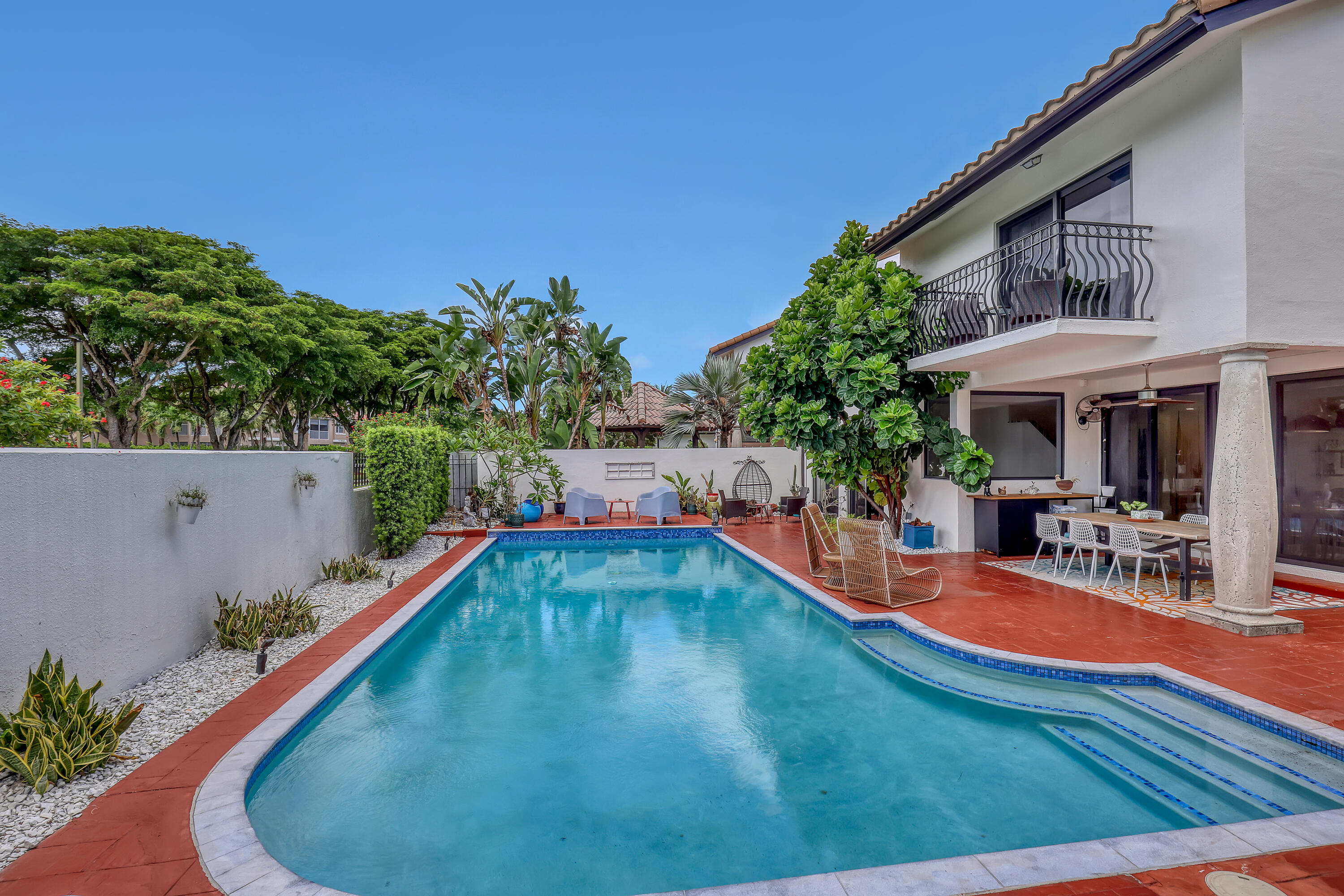 main property photo 65