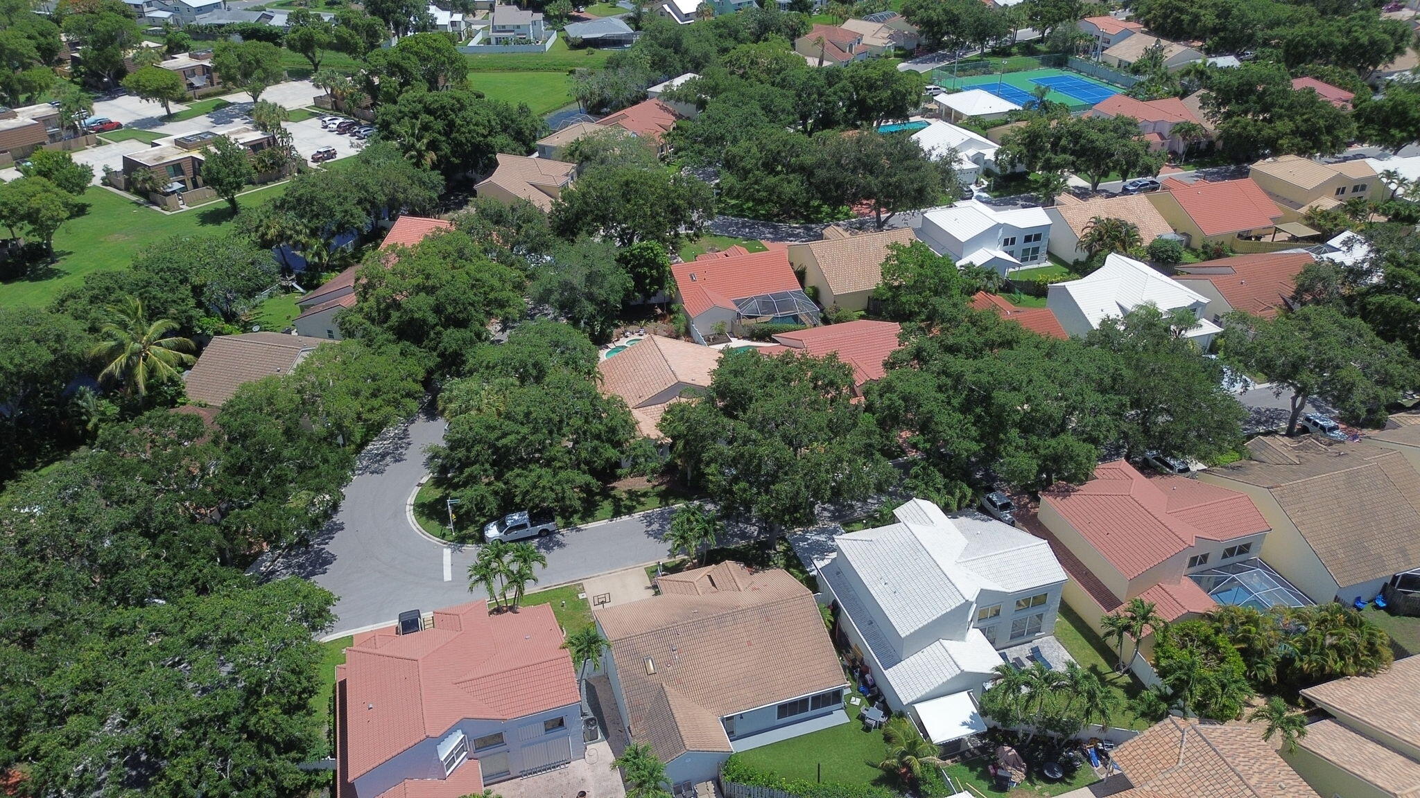 main property photo 33