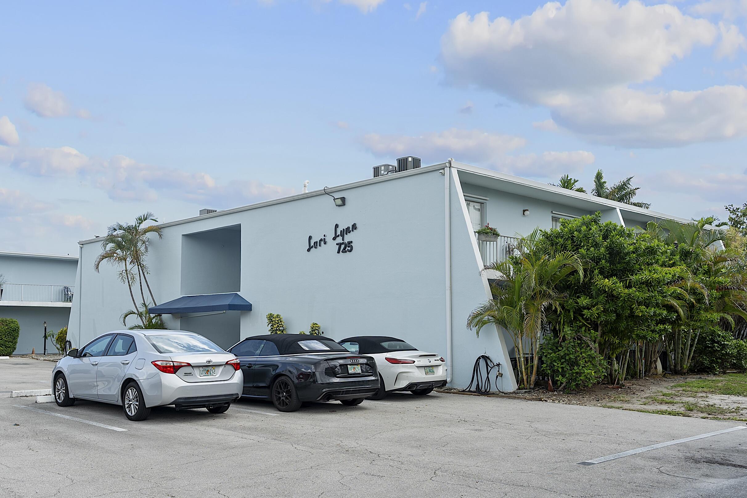 main property photo 19