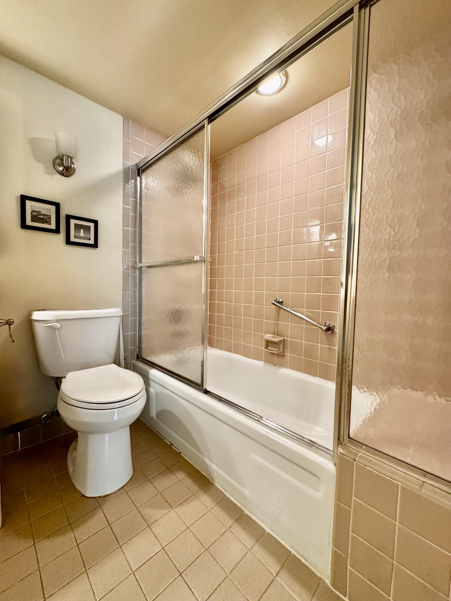property viewer photo 25